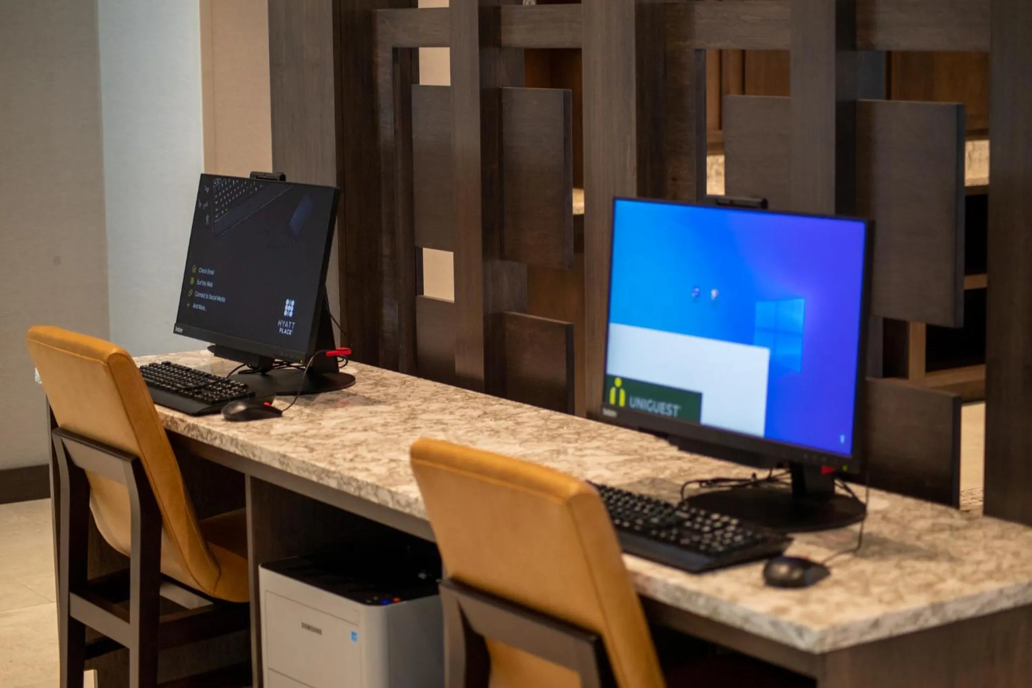 Business facilities in Hyatt Place Altoona/Des Moines