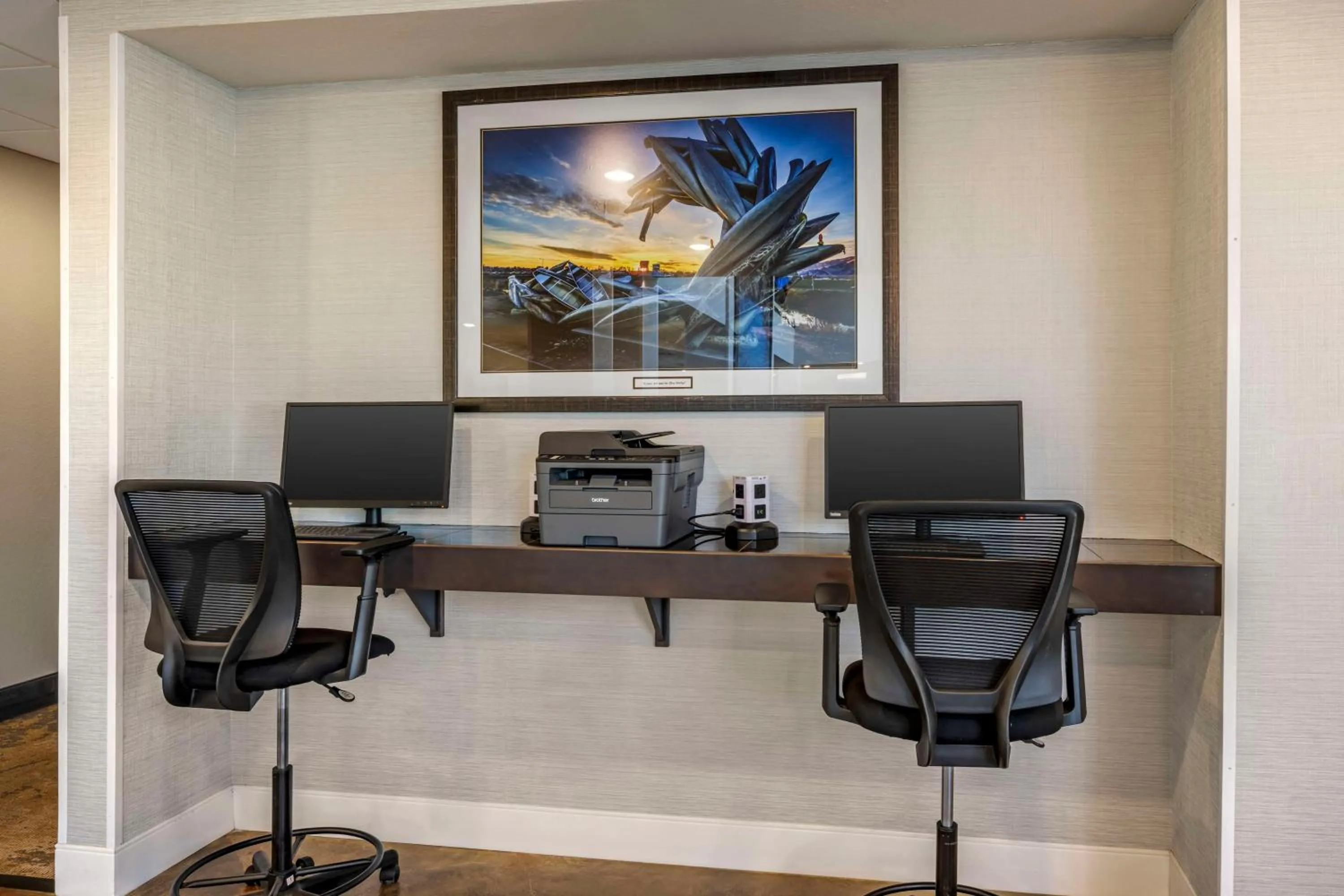 Business facilities in Best Western Plus The Inn at Hells Canyon