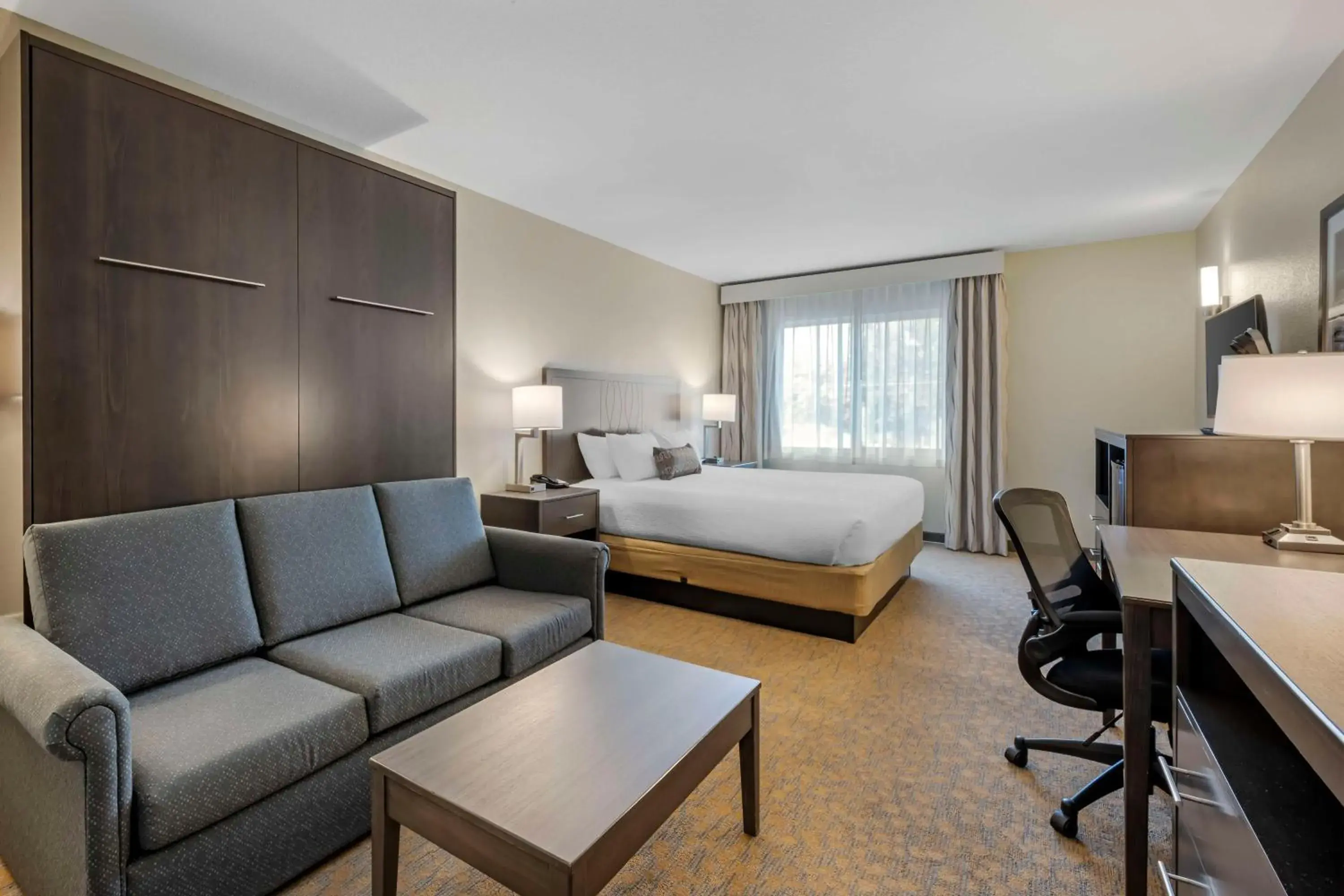 Bedroom, Bed in Best Western Plus The Inn at Hells Canyon Bedroom, Bed in Best Western Plus The Inn at Hells Canyon