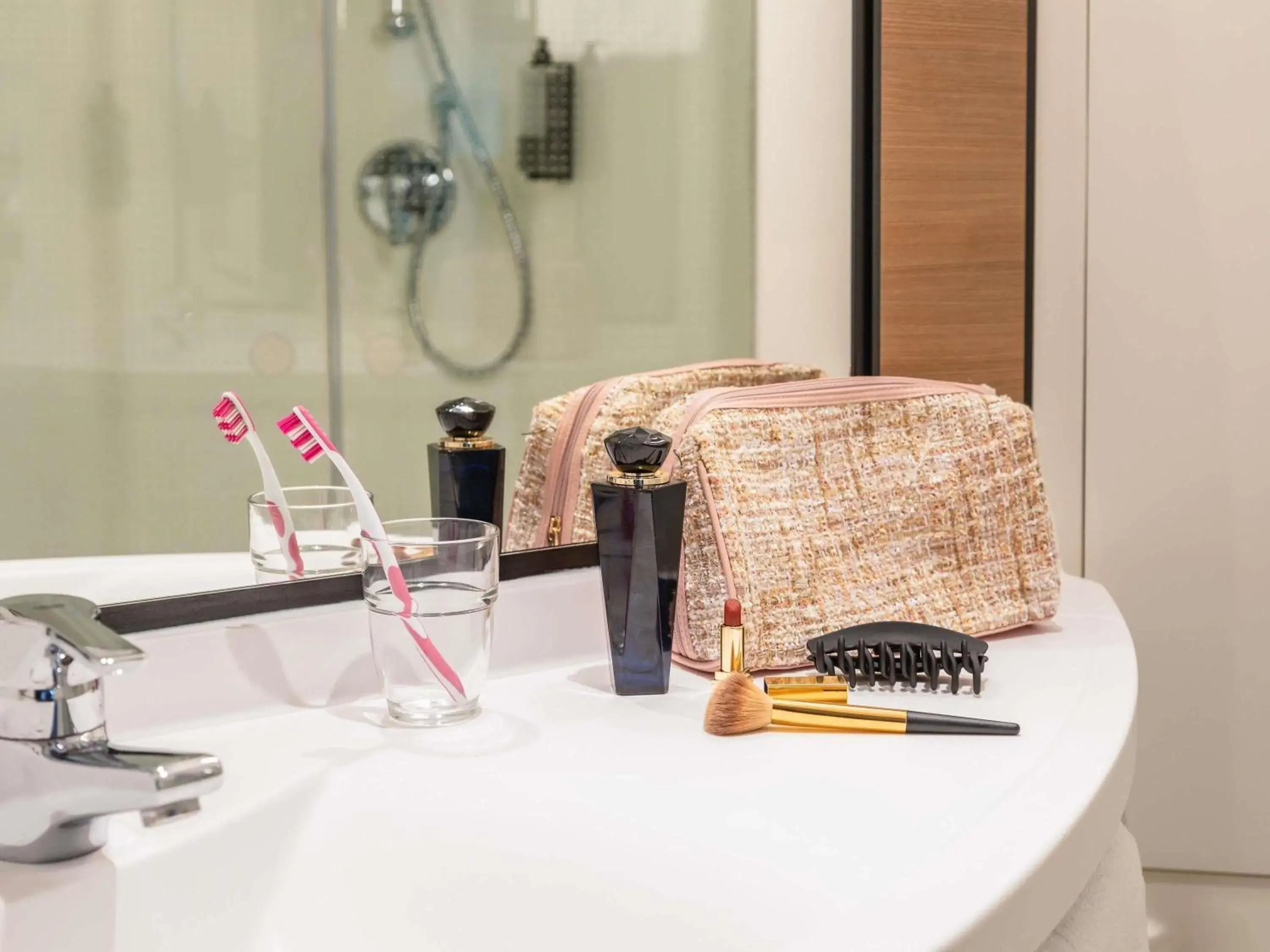 Bedroom in ibis Hotel Dortmund City Bedroom in ibis Hotel Dortmund City