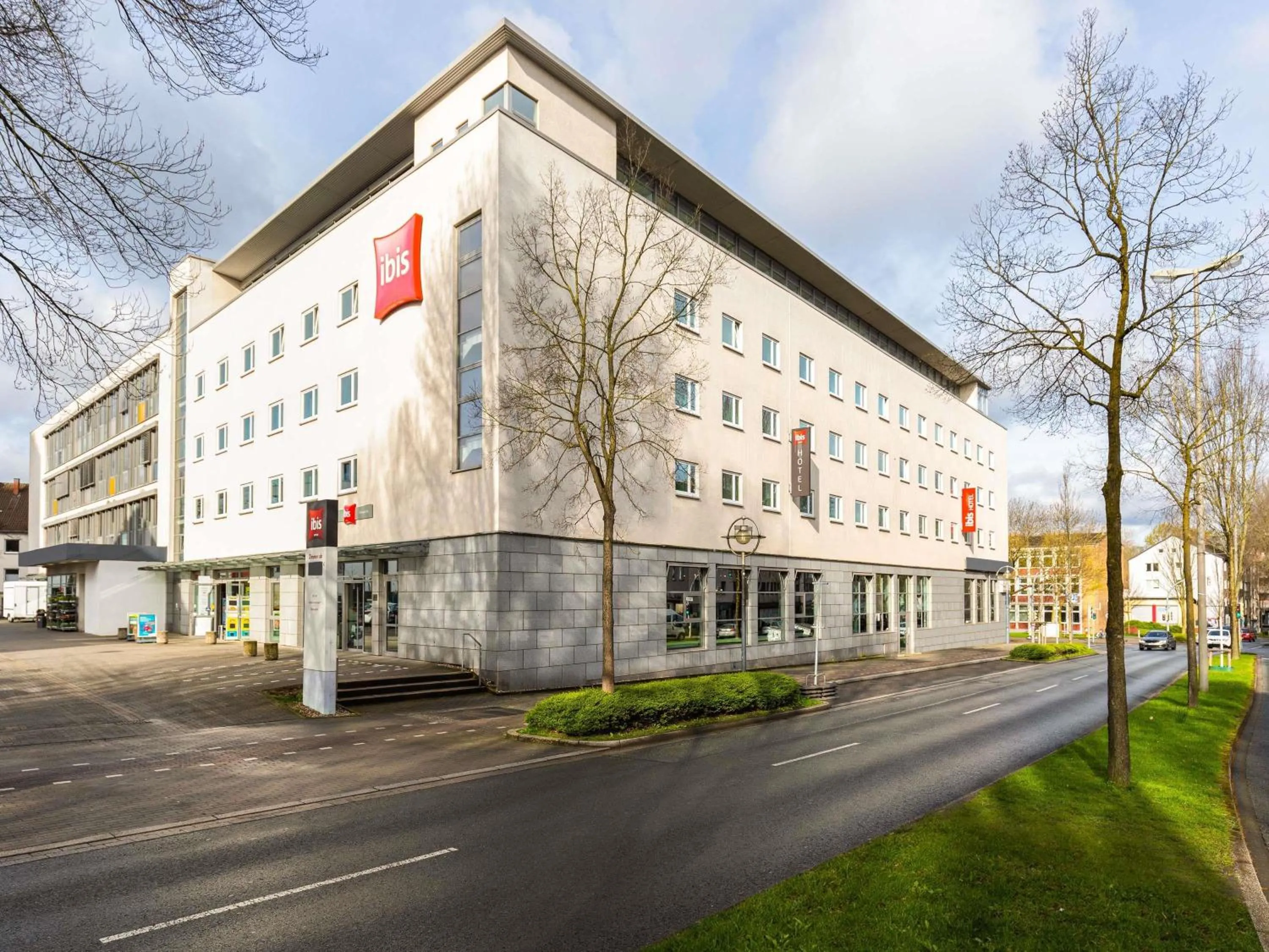 Property building in ibis Hotel Dortmund City
