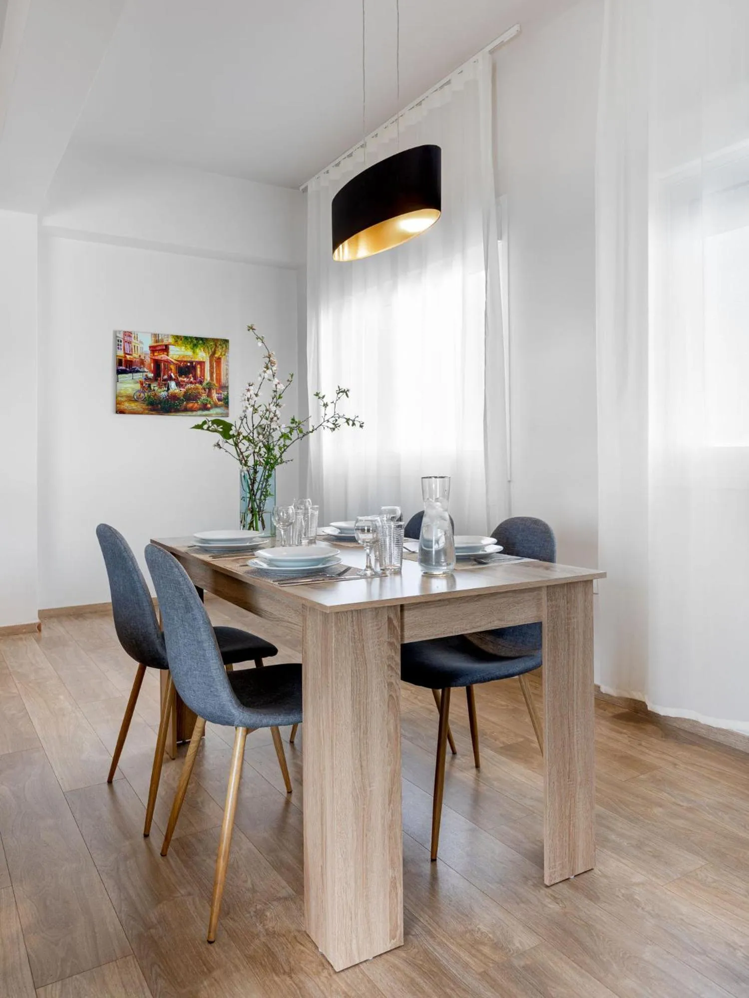 Dining area in Thisean Modern Suites By Athens Stay