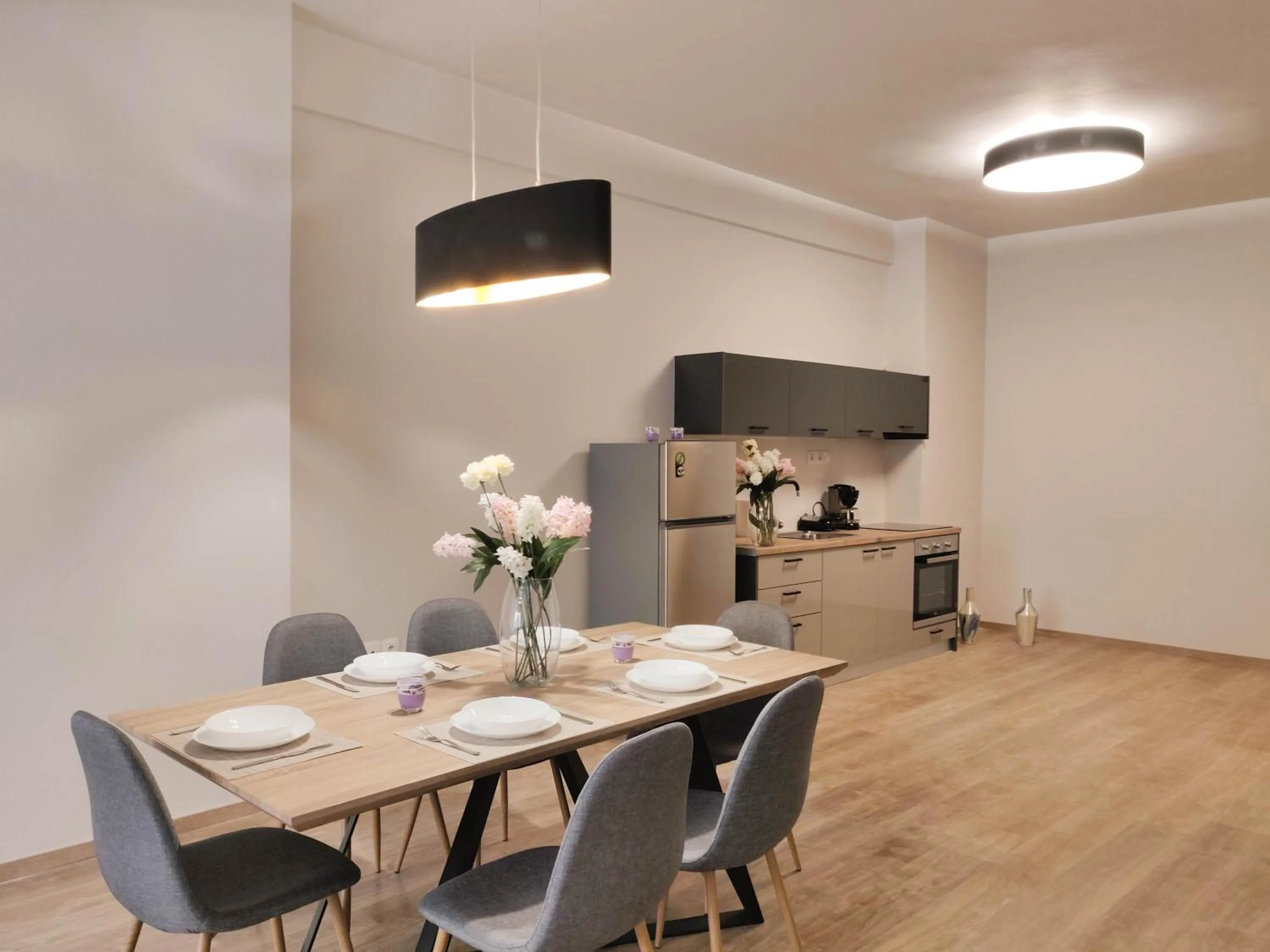 Dining area in Thisean Modern Suites By Athens Stay