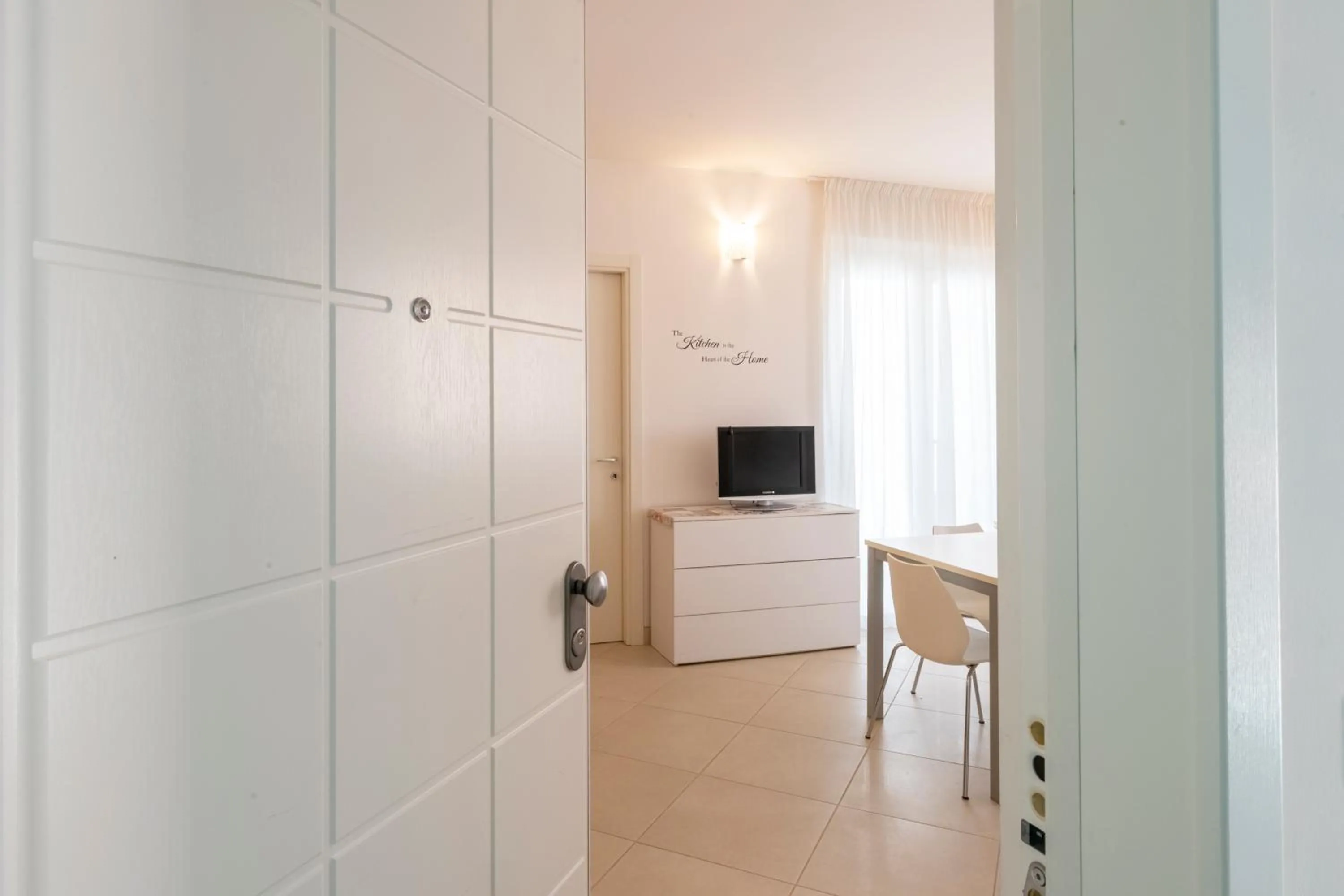 Other, Bed in Elegante Trilocale Marconi prima fila mare