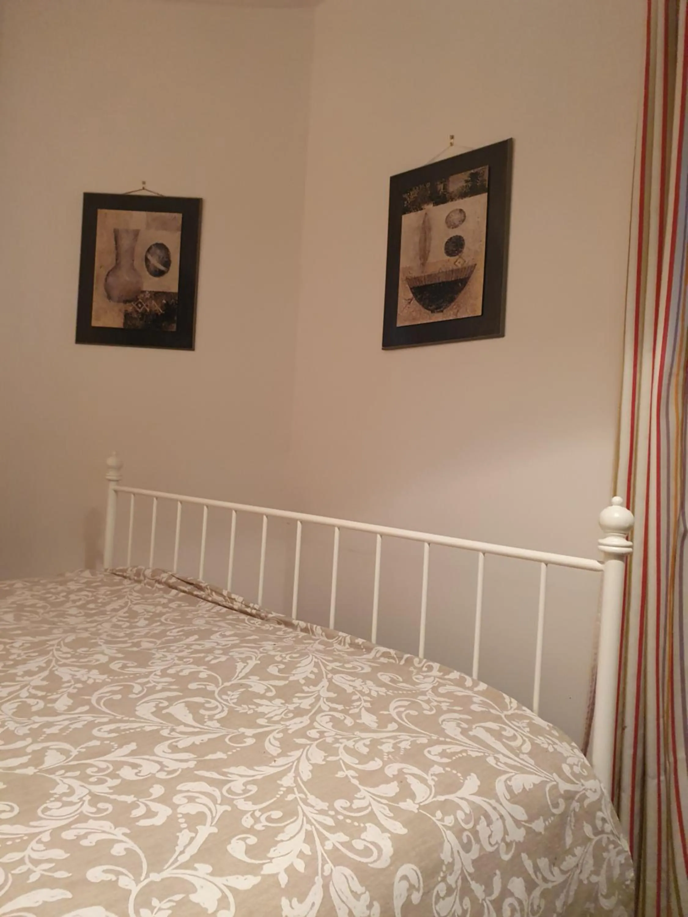 Bed in La Romantique