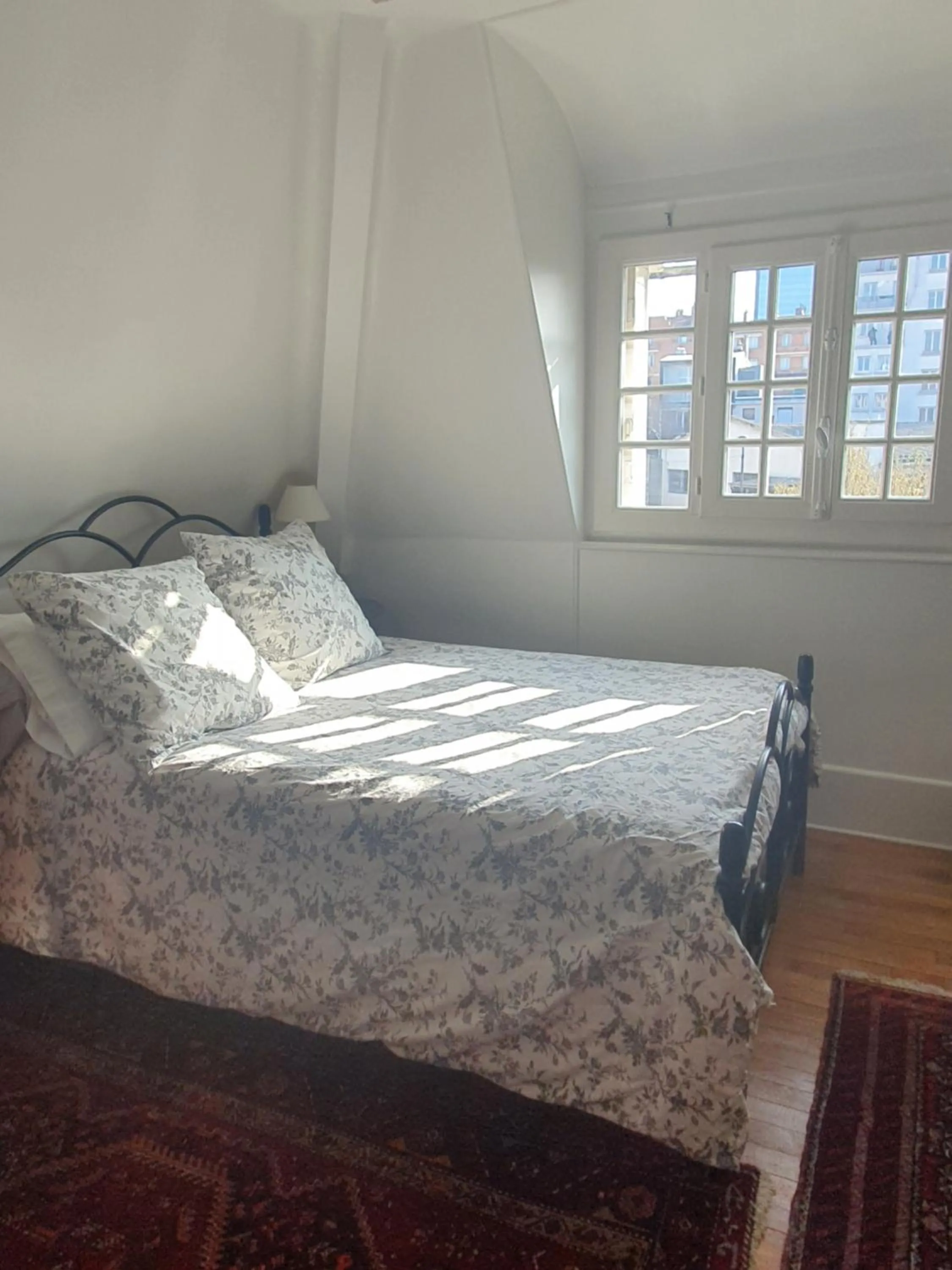 Bed in La Romantique