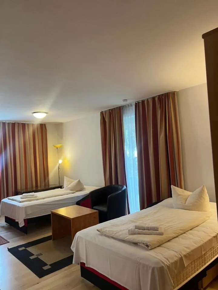 Bed in Hotelpension zum Gockl