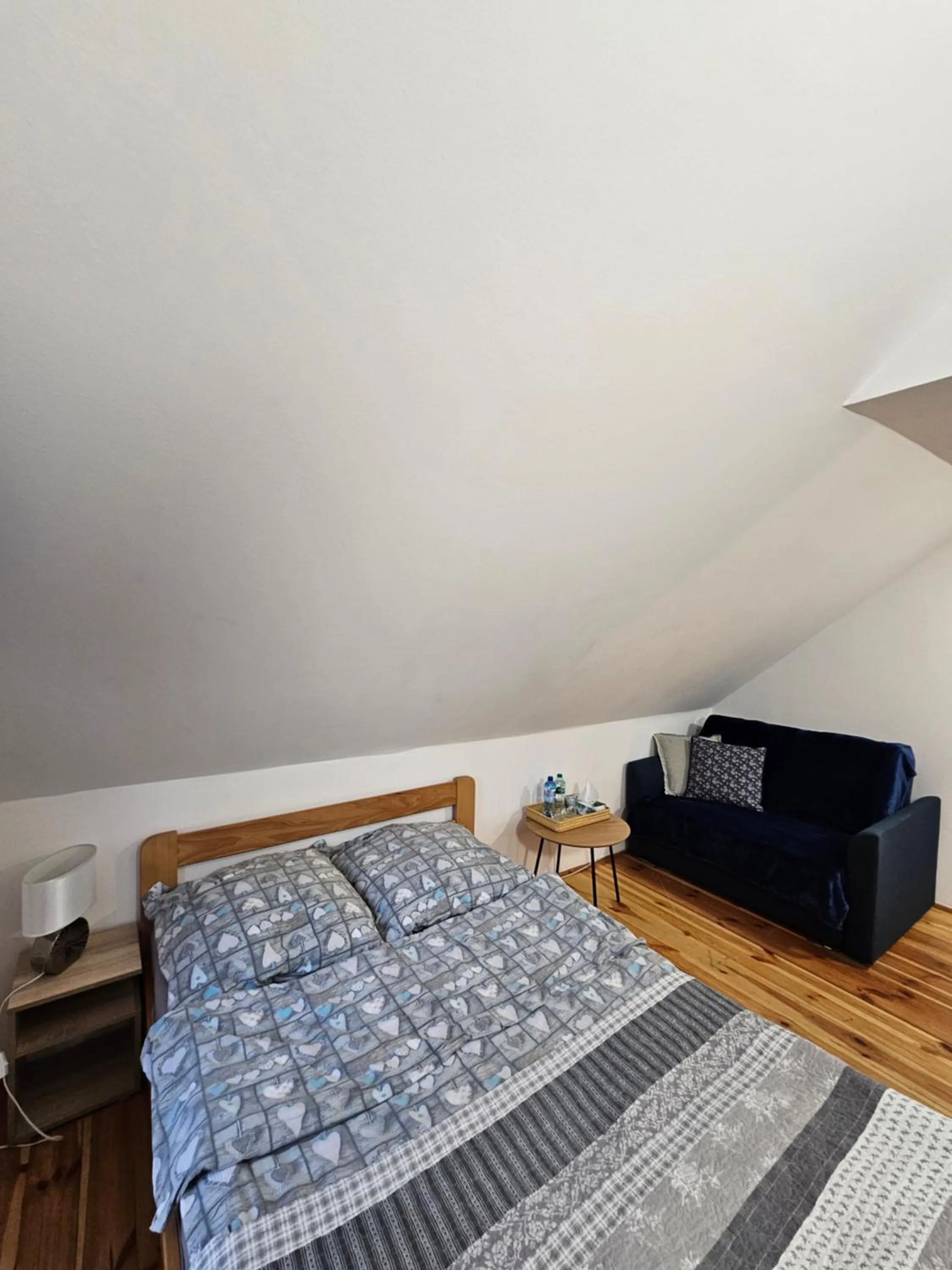 Bed in Karczma Regionalna Młyn -pokoje gościne