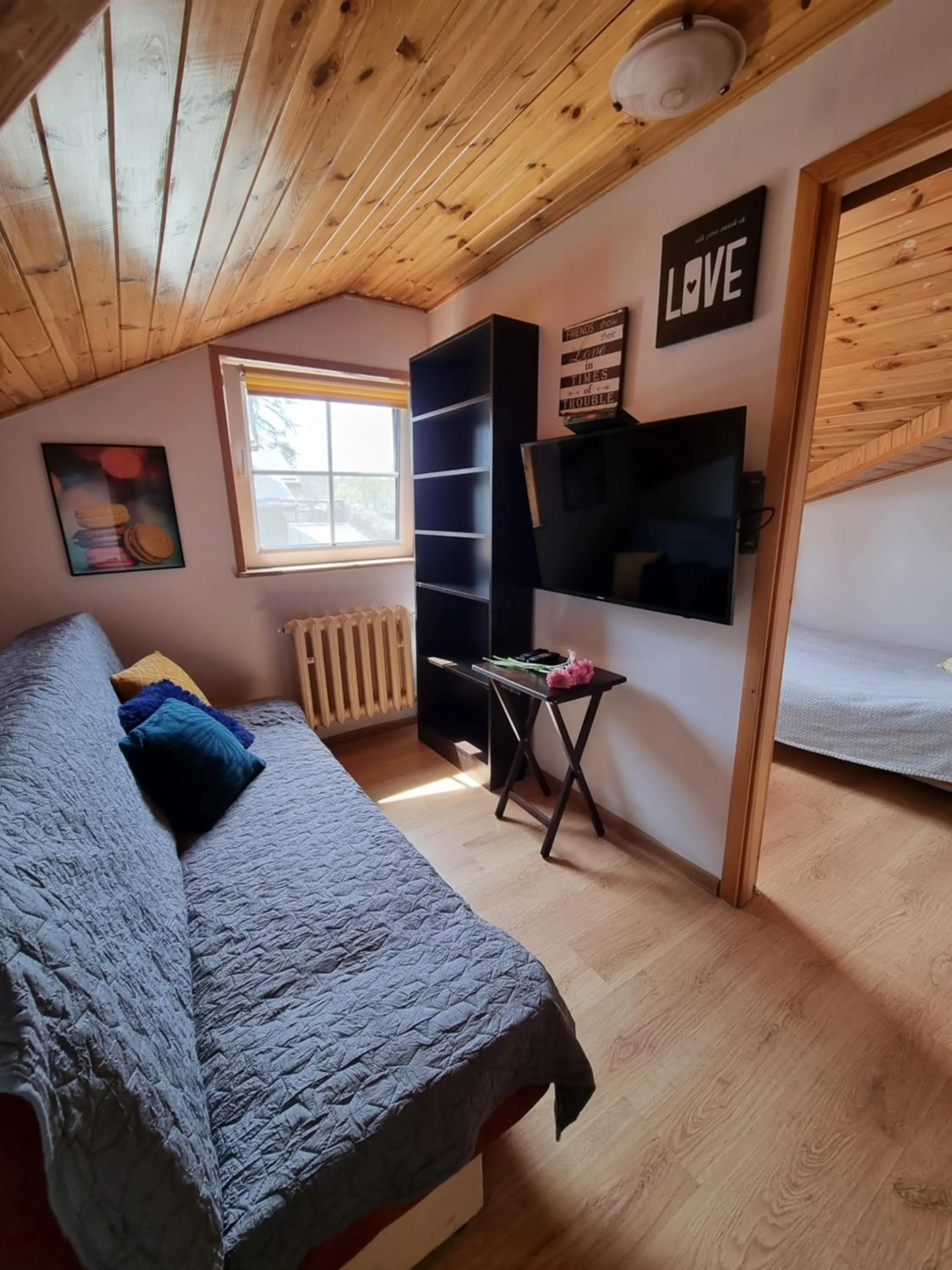 Bed in Karczma Regionalna Młyn -pokoje gościne