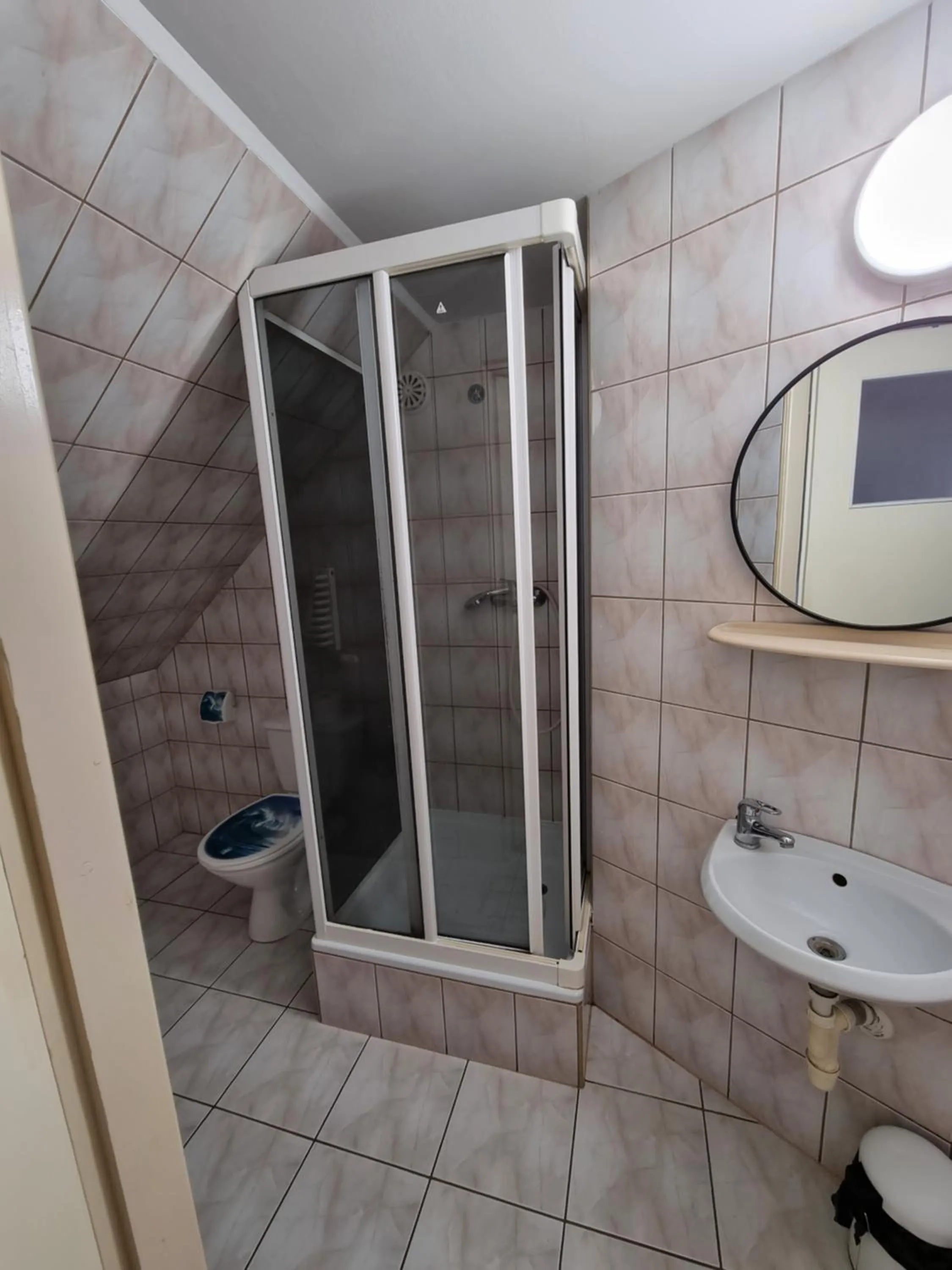 Karczma Regionalna Młyn -pokoje gościne