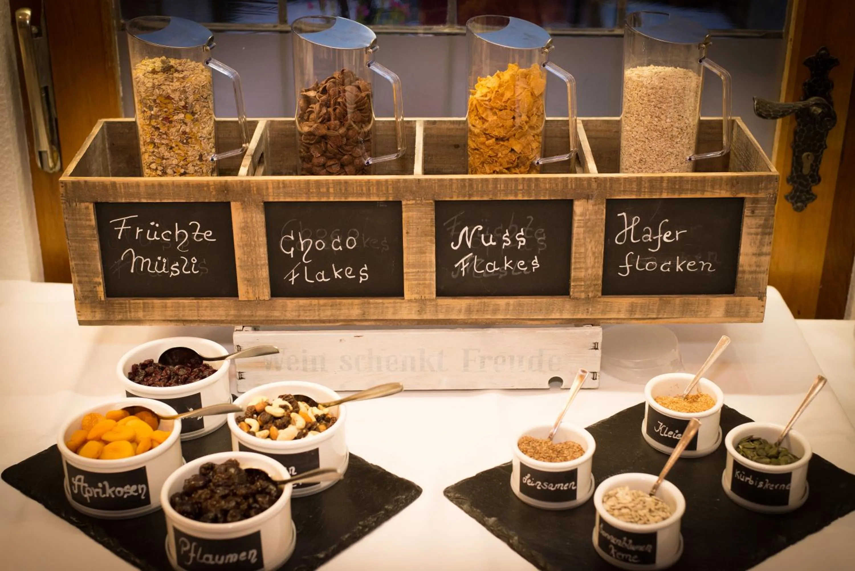 Buffet breakfast in Hotel Deutschherrenhof