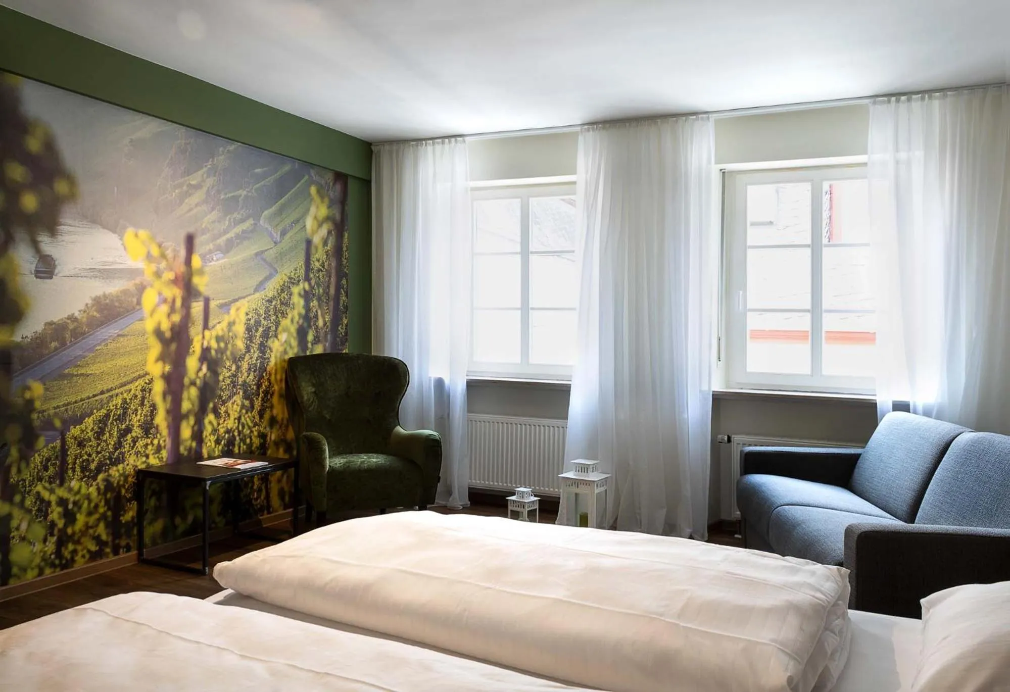 Photo of the whole room, Bed in Hotel Deutschherrenhof