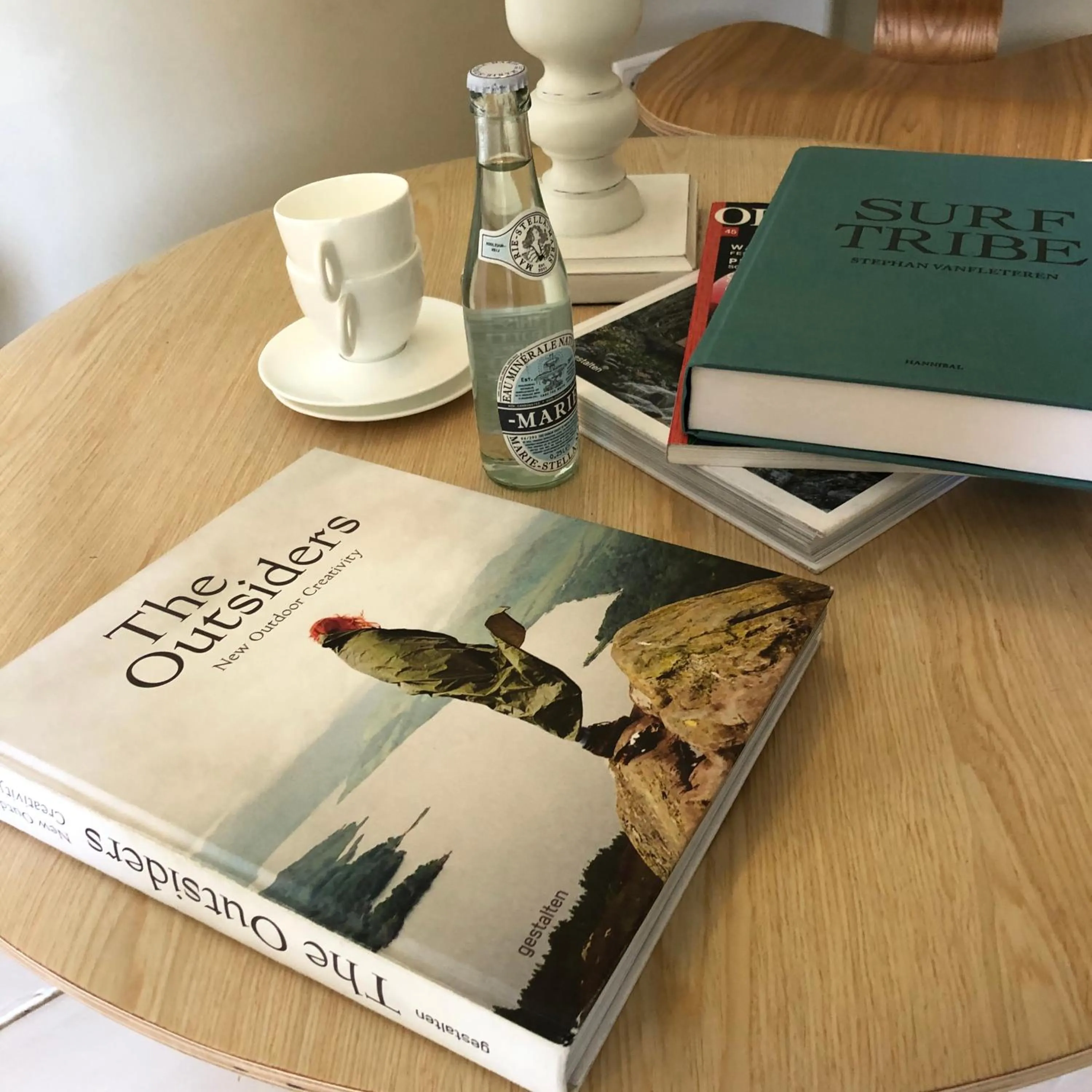 Library in Eco Hotel Plantage Rococo