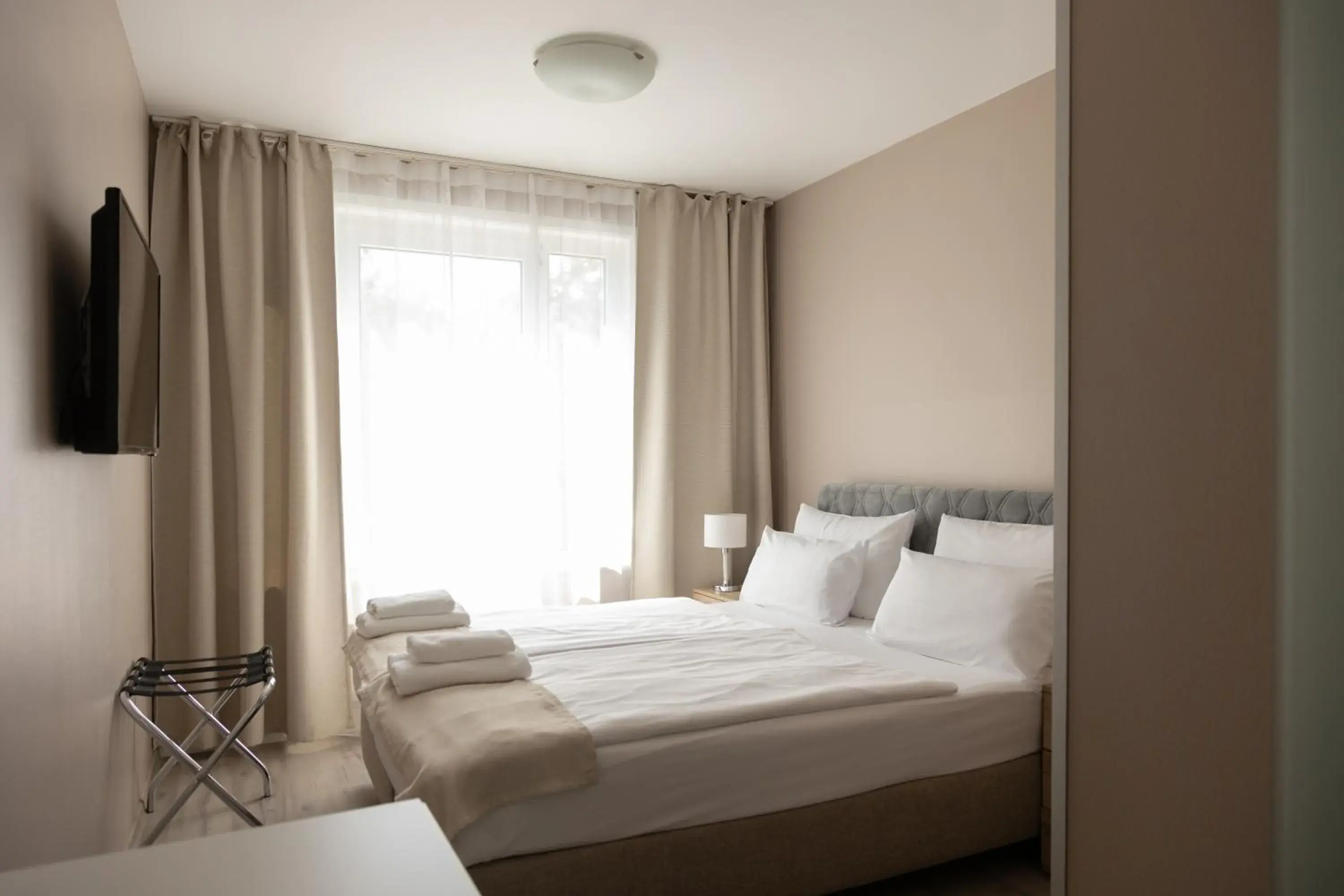 Photo of the whole room, Bed in Hotel Pankow Photo of the whole room, Bed in Hotel Pankow