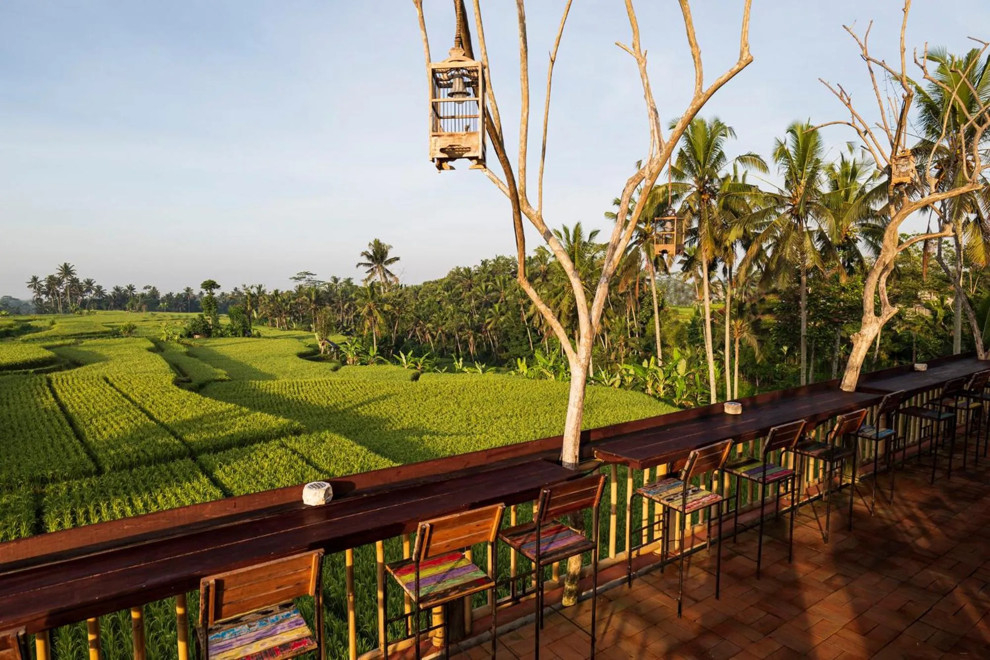 Restaurant/places to eat in The Sun of Granary Resort and Villas