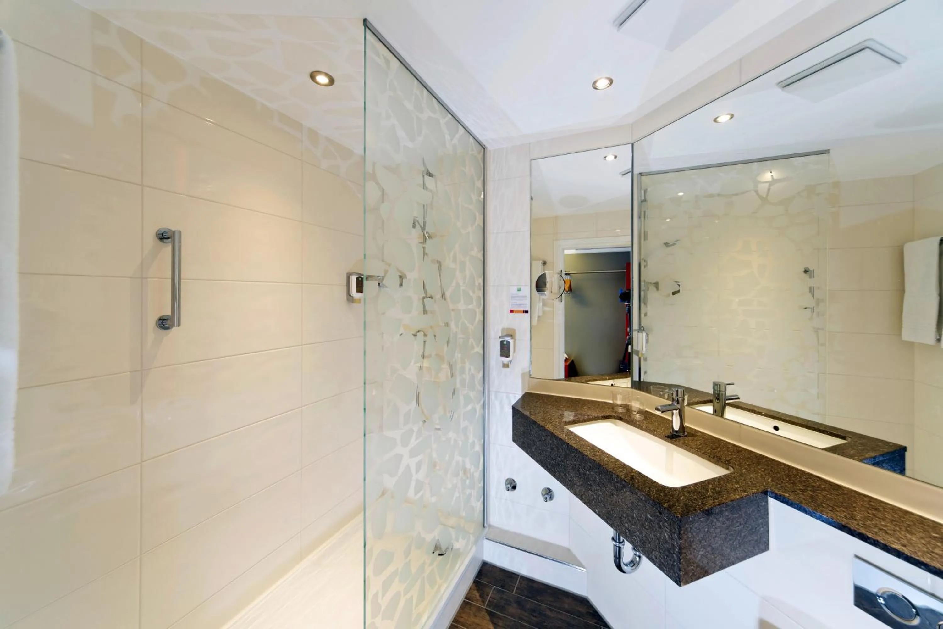 Bathroom in ibis Styles Stuttgart