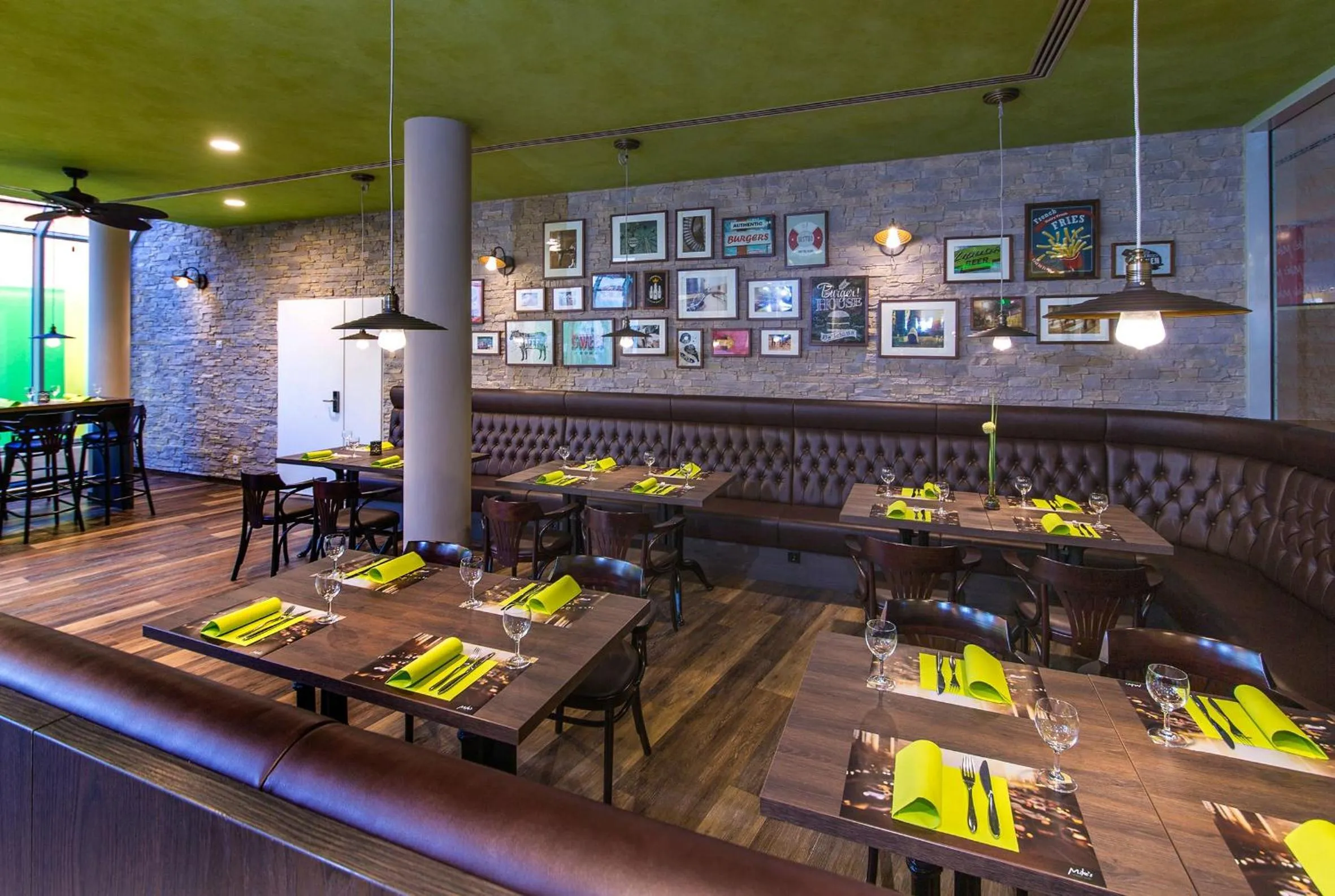 Restaurant/Places to Eat in ibis Styles Stuttgart