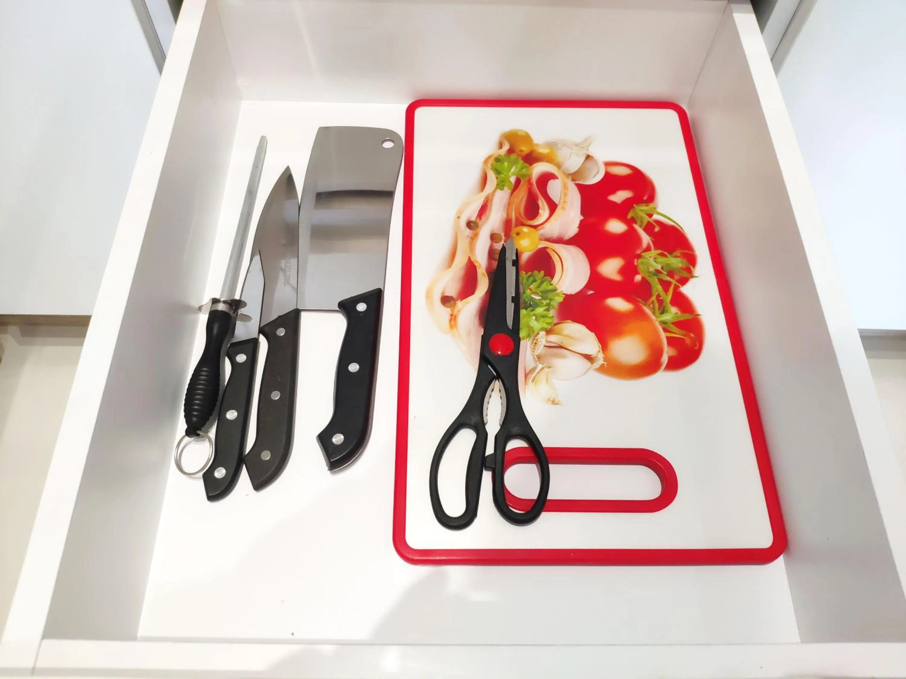 Kitchen or kitchenette in Le Pavilion by Salaam Suites, 5 pax, near Setiawalk