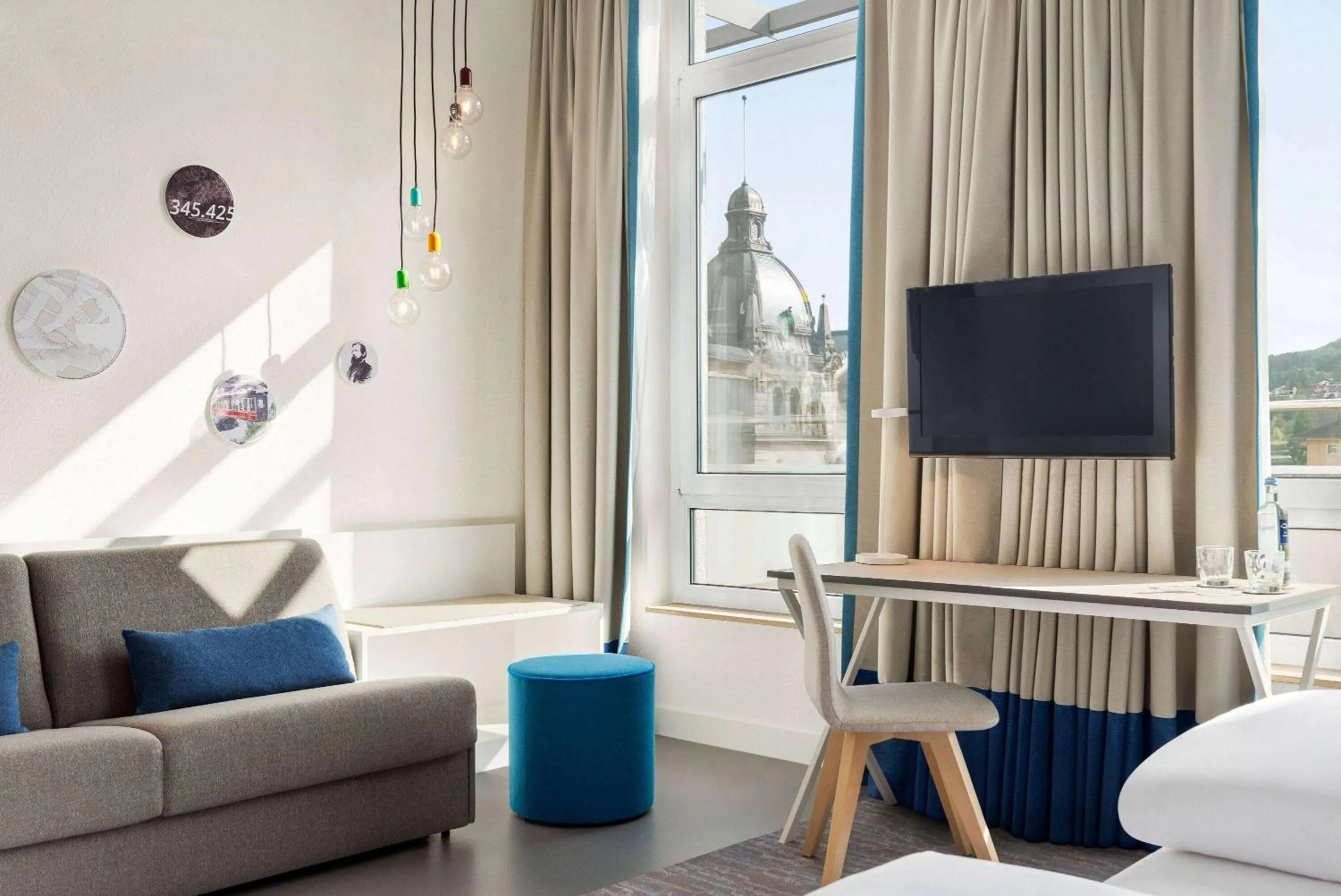 Photo of the whole room in Vienna House Easy by Wyndham Wuppertal