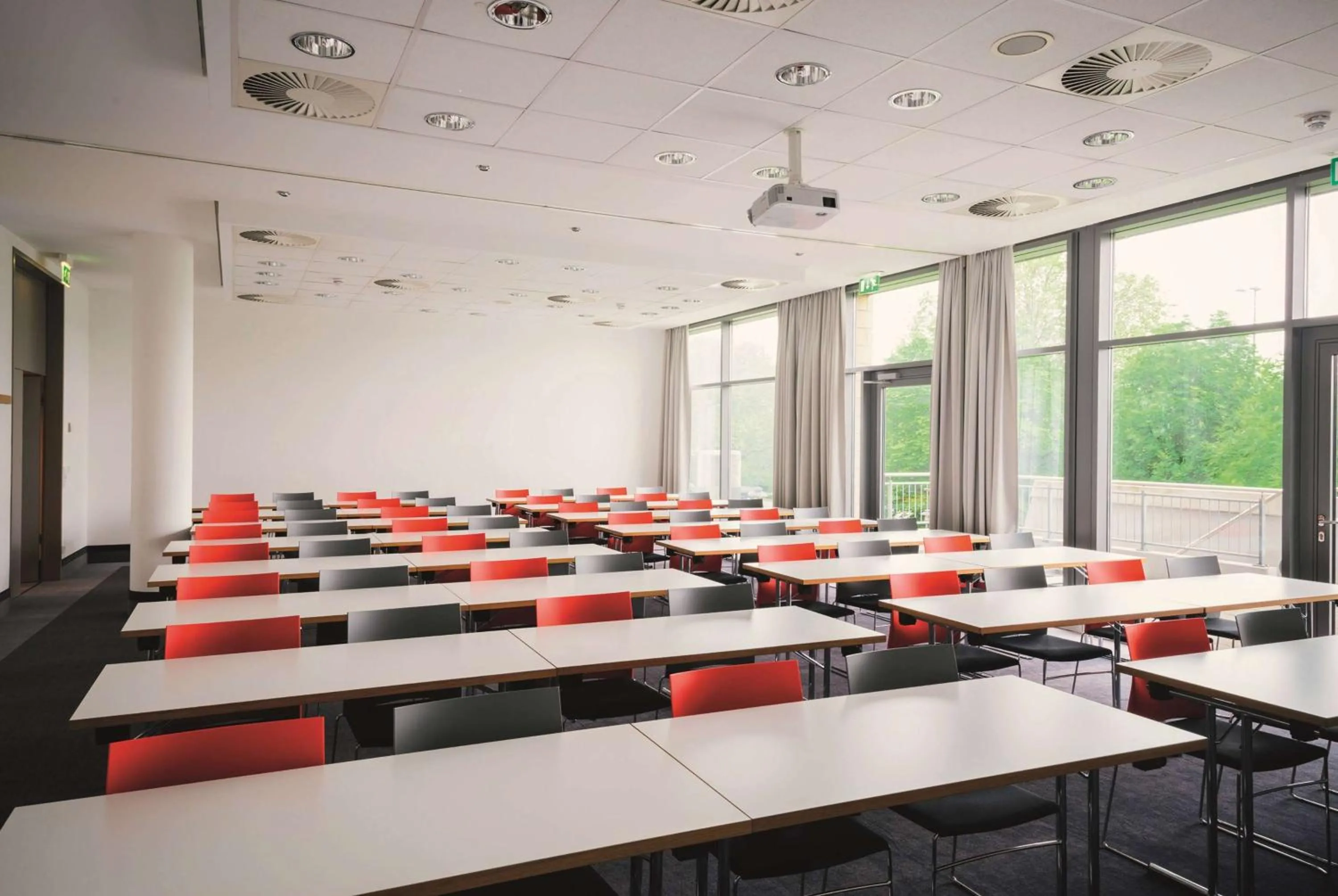 Meeting/conference room in Vienna House Easy by Wyndham Wuppertal