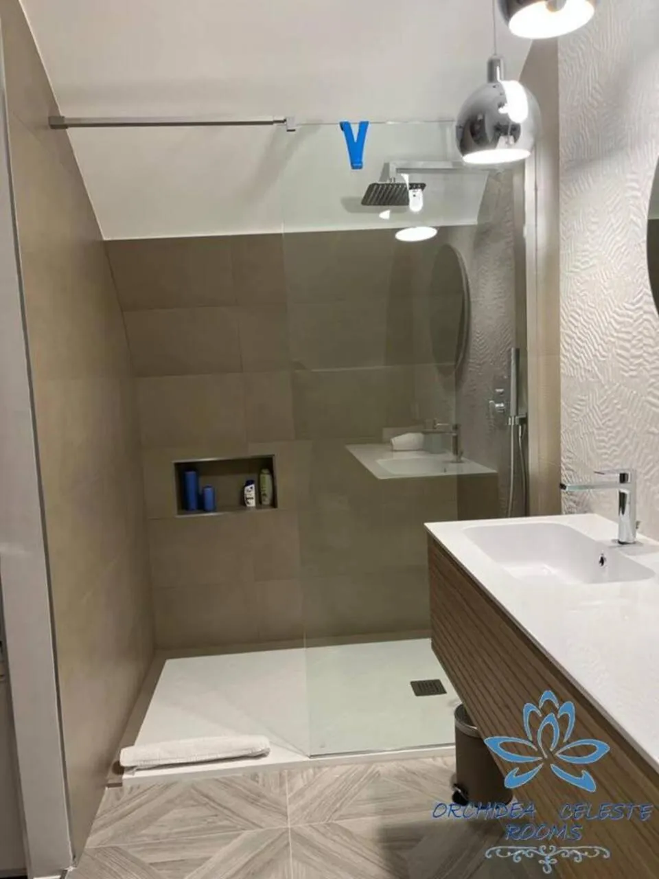 Bathroom in B&B Orchidea Celeste