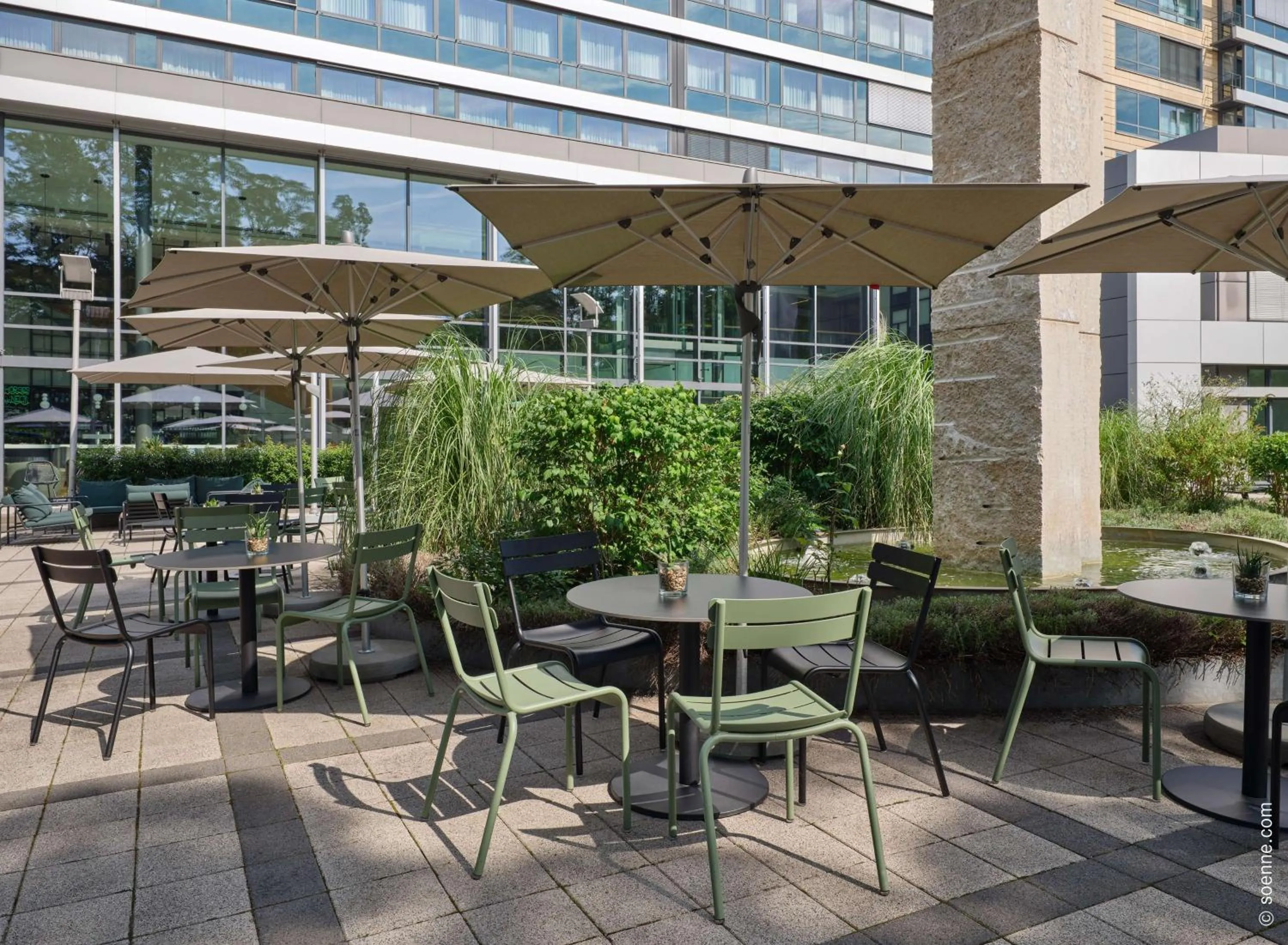 Restaurant/places to eat in Dorint Pallas Wiesbaden