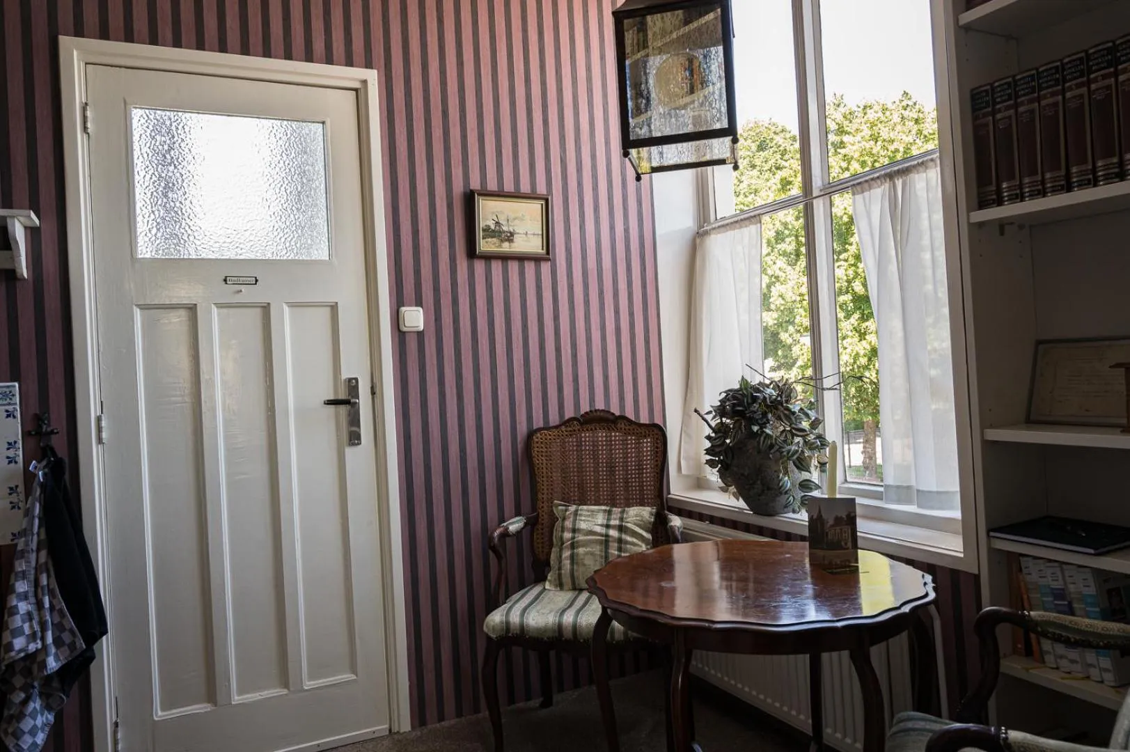 Seating area in B&B 't Raethuys