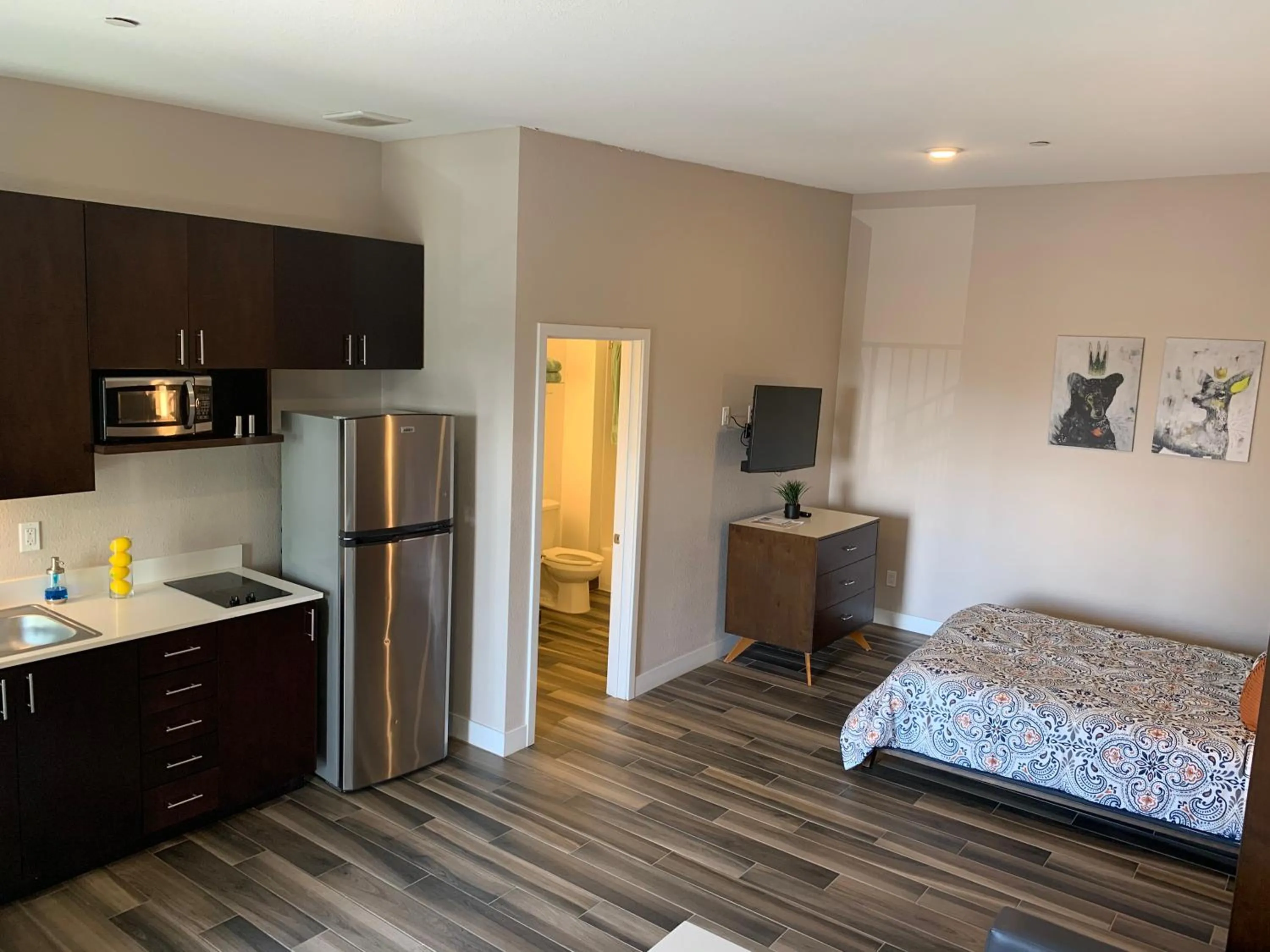 Photo of the whole room, Bed in Solis Place in Old Town
