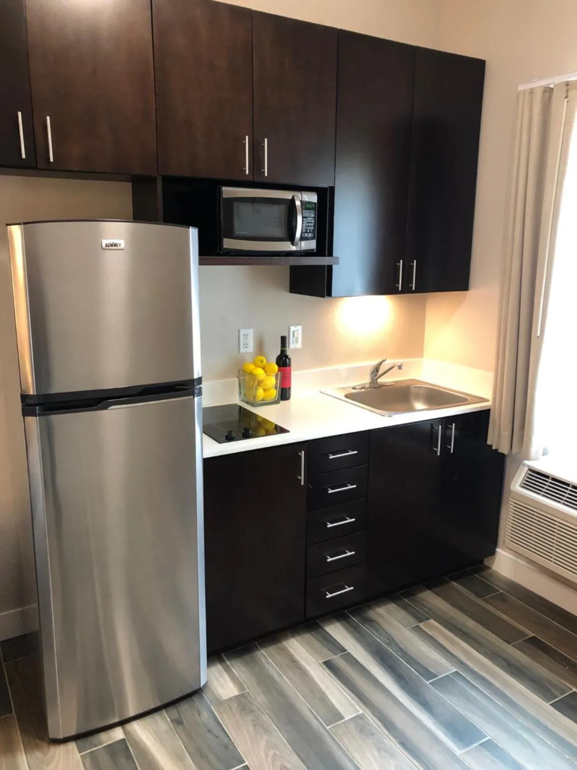 Kitchen or kitchenette in Solis Place in Old Town