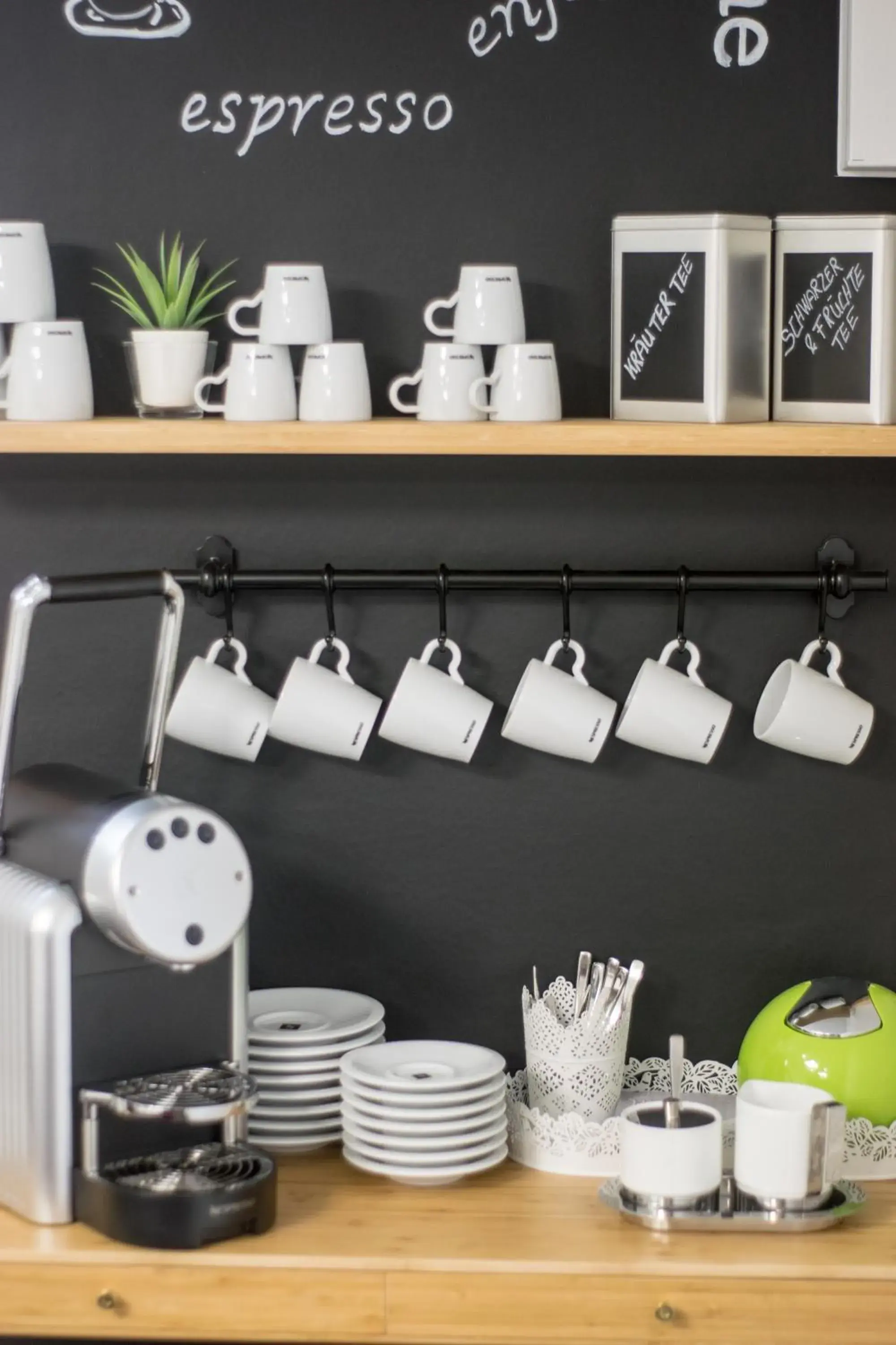 Coffee/tea facilities in Mercure Residenz Frankfurt Messe