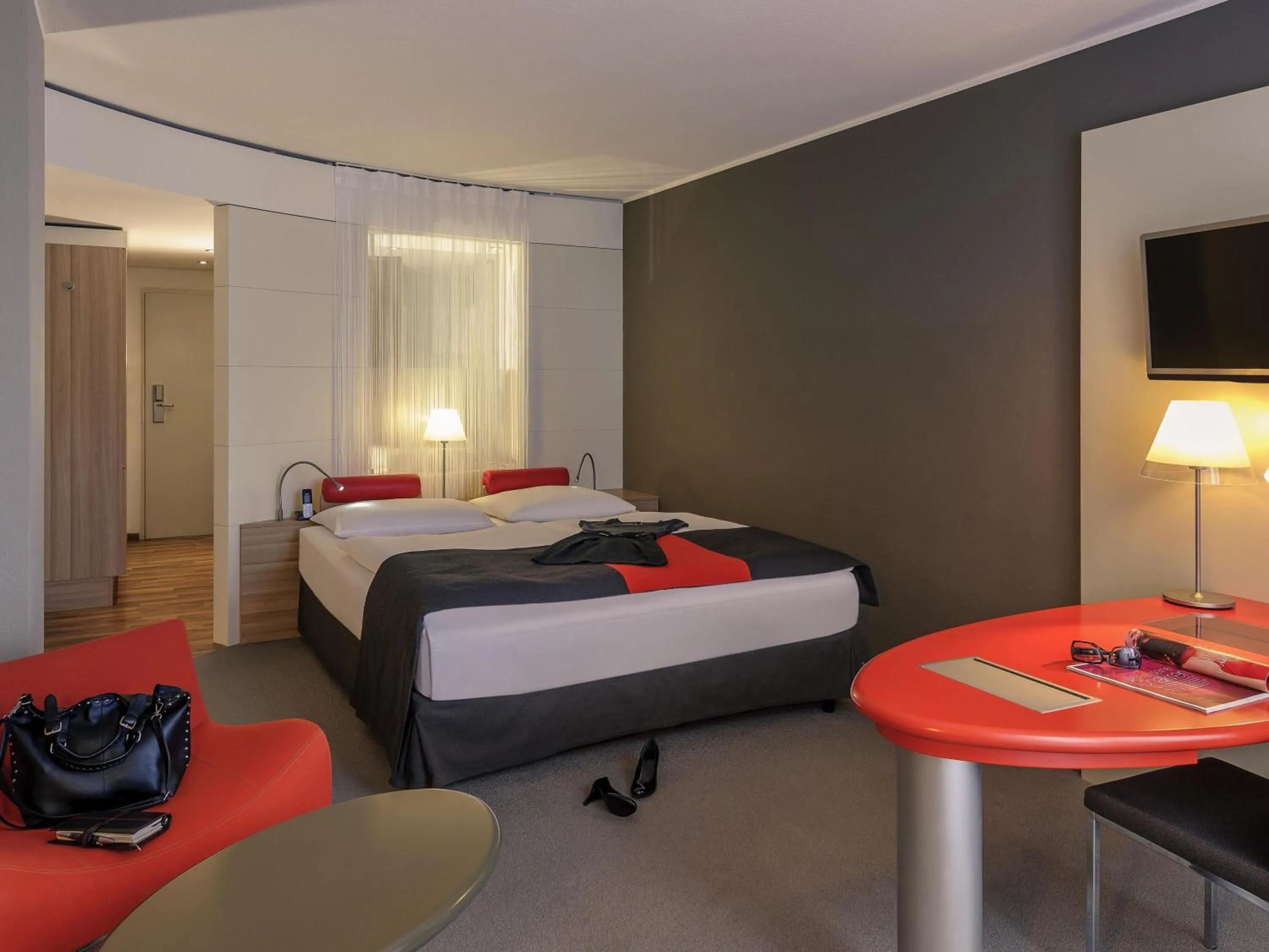 Bedroom, Bed in Mercure Residenz Frankfurt Messe