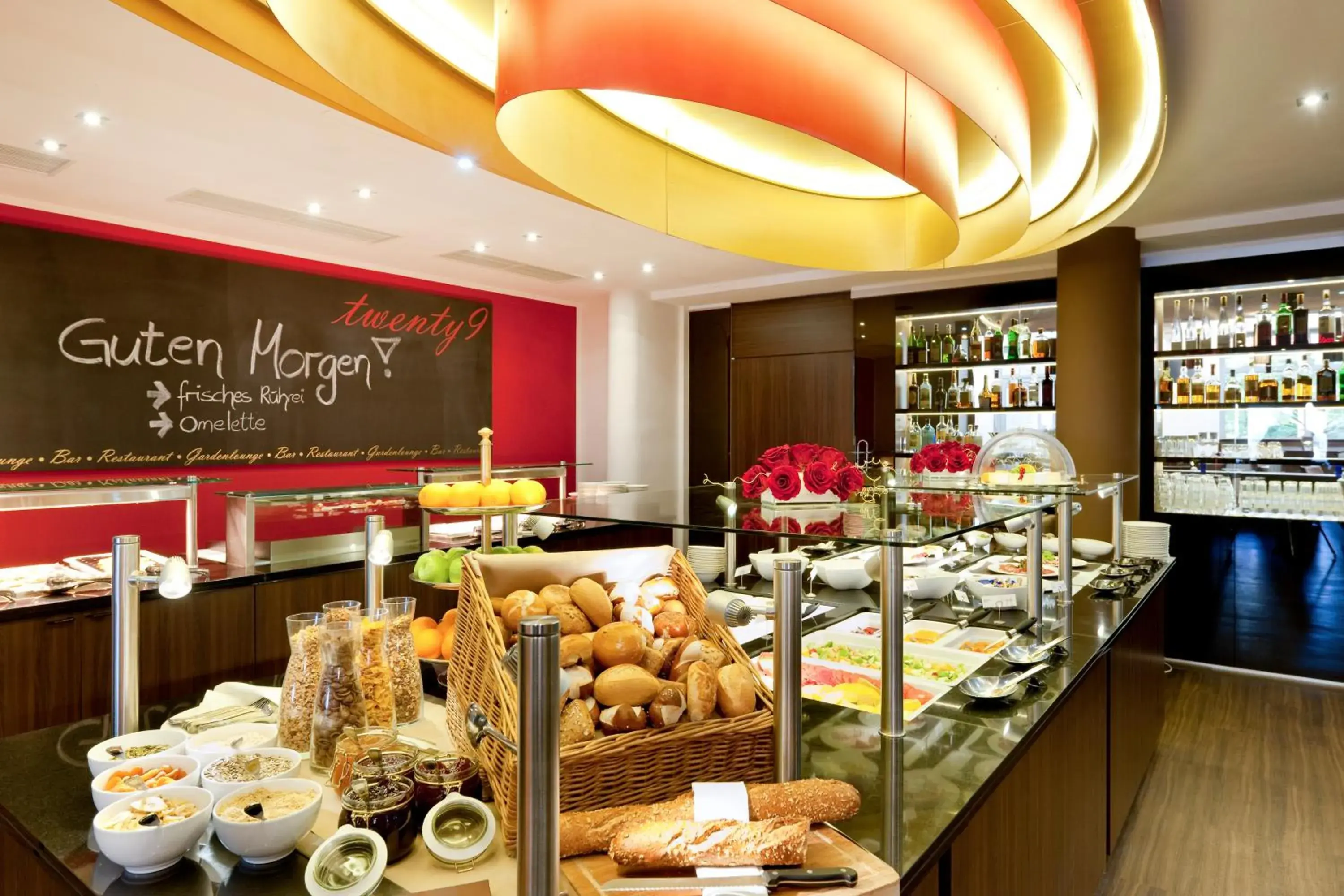 Restaurant/places to eat in Mercure Residenz Frankfurt Messe