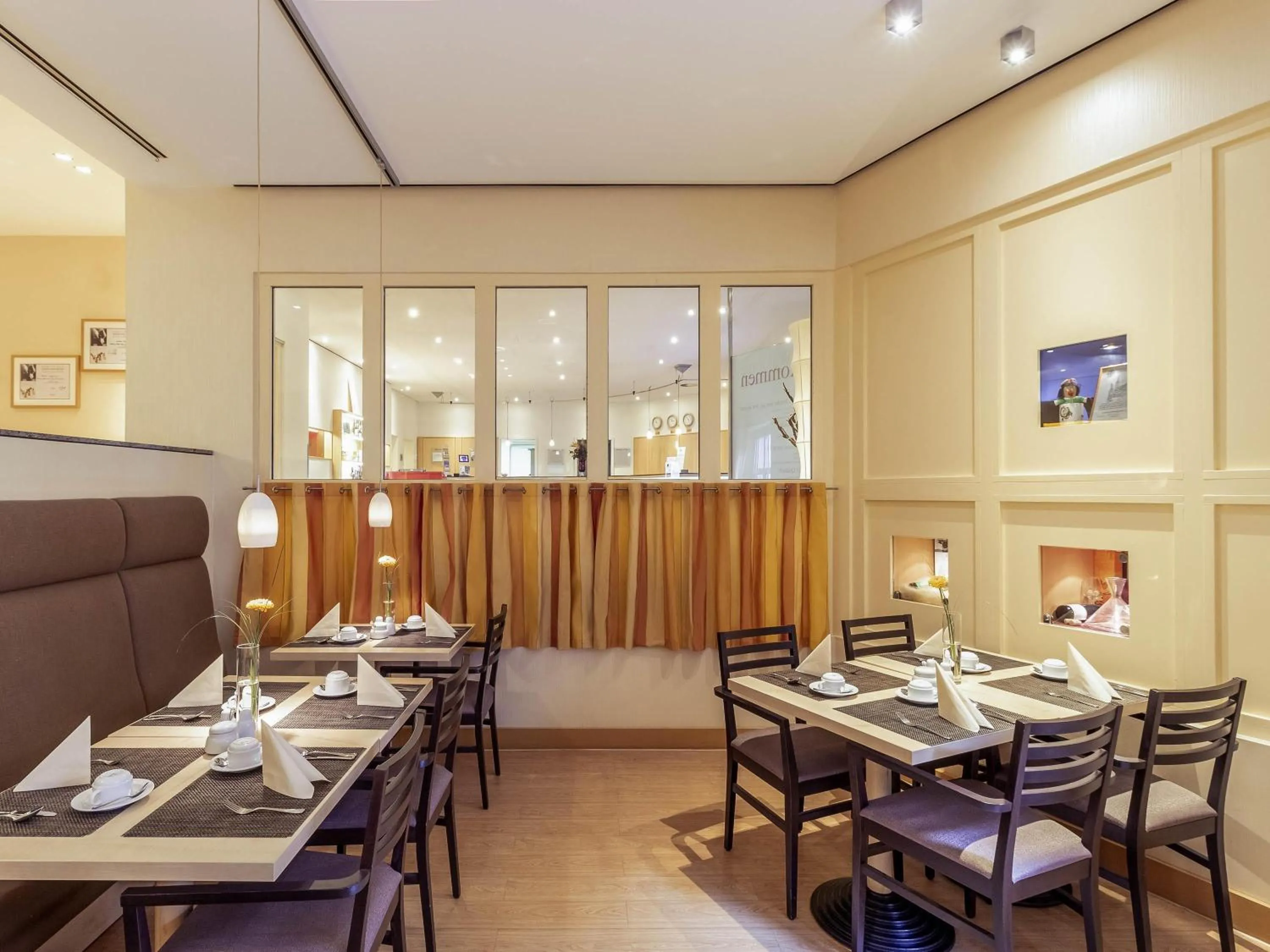 Restaurant/places to eat in Mercure Hotel Köln City Friesenstraße