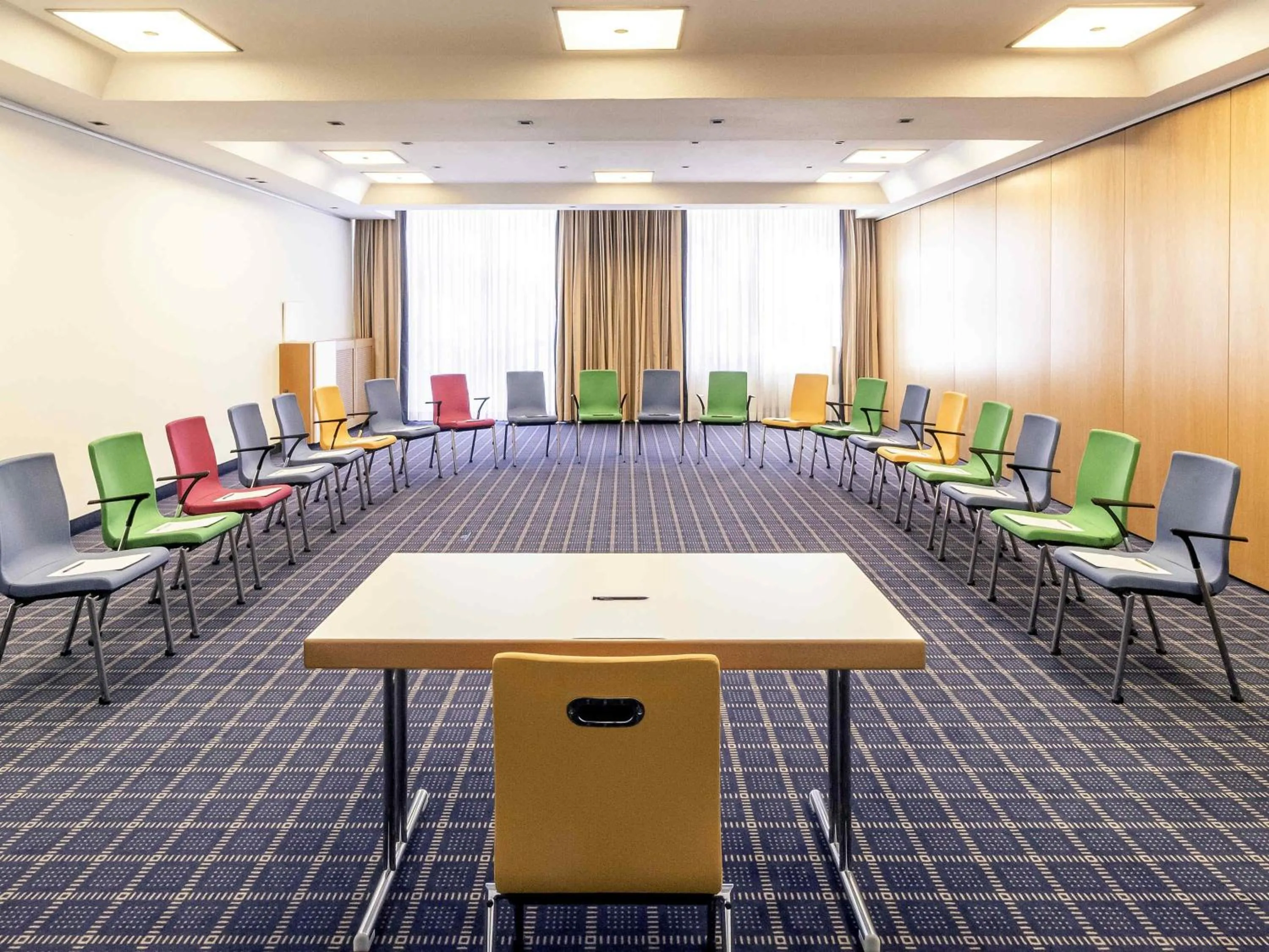 Meeting/conference room in Mercure Hotel Köln City Friesenstraße