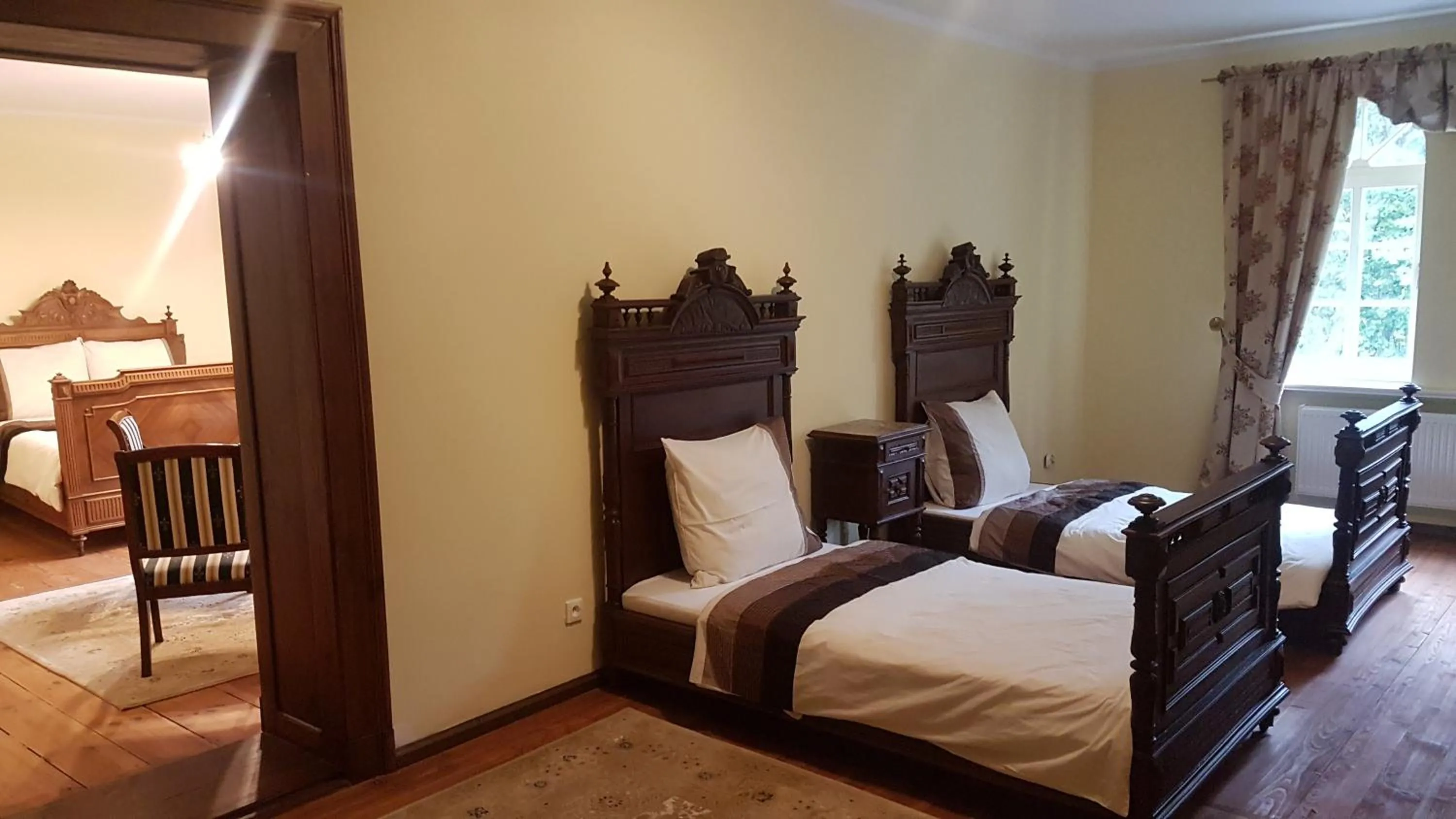 Bed in Pałac Kwilecki -AGROTURYSTYKA PREMIUM & SPA