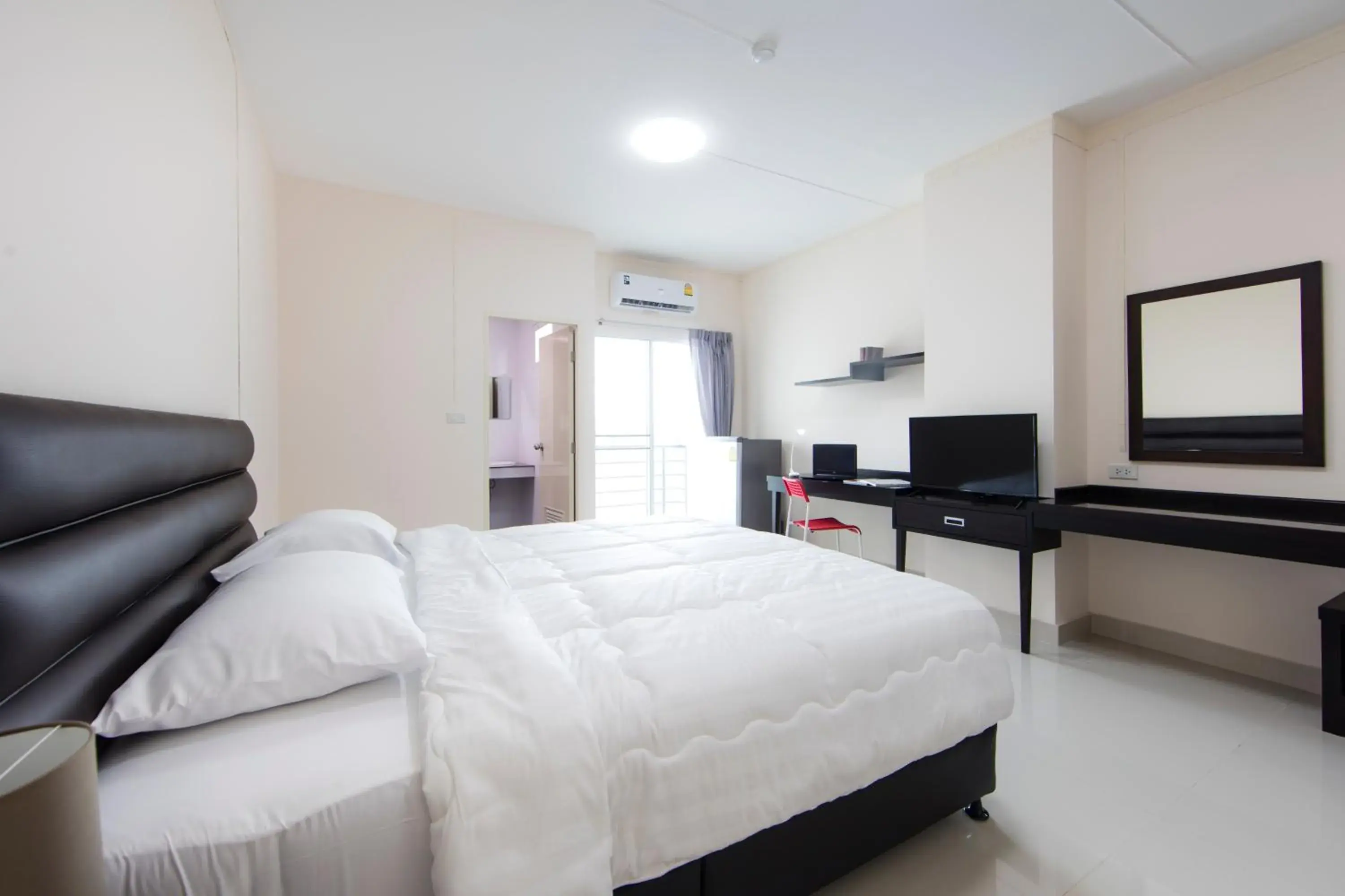 Standard Double Room in JJ Residence Pluakdaeng Standard Double Room in JJ Residence Pluakdaeng