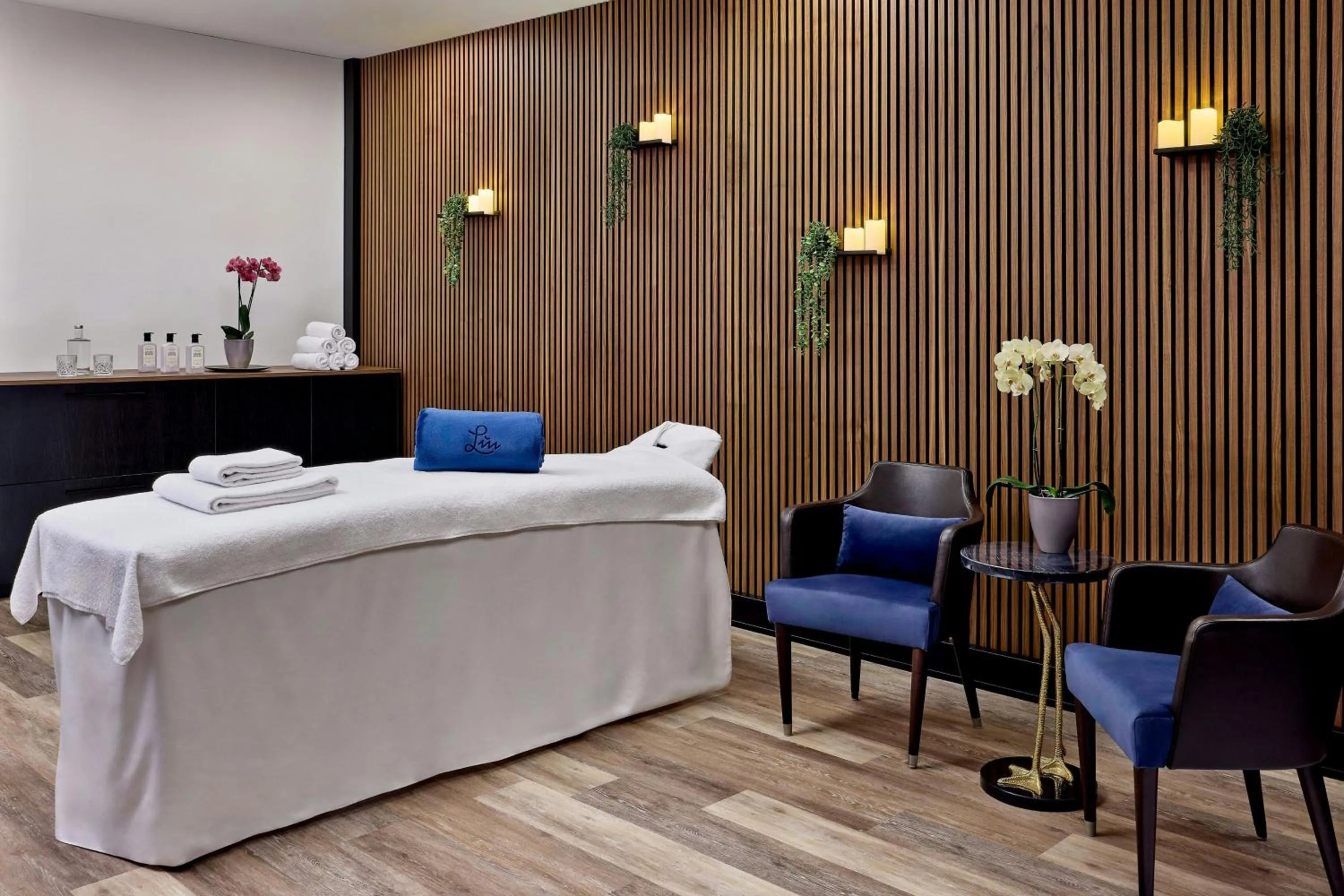 Spa and wellness centre/facilities, Bed in Hotel Luc, Autograph Collection