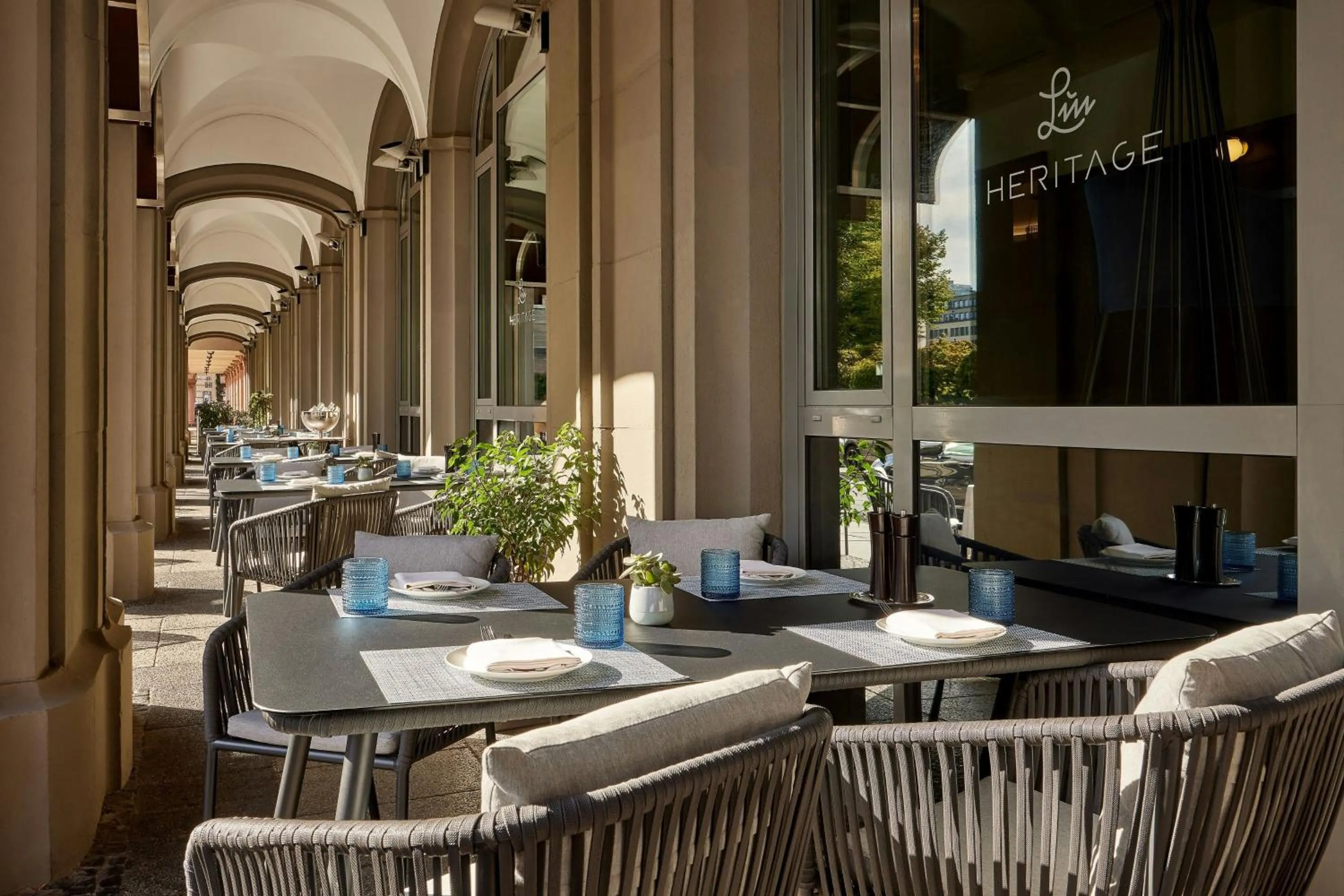 Restaurant/places to eat in Hotel Luc, Autograph Collection