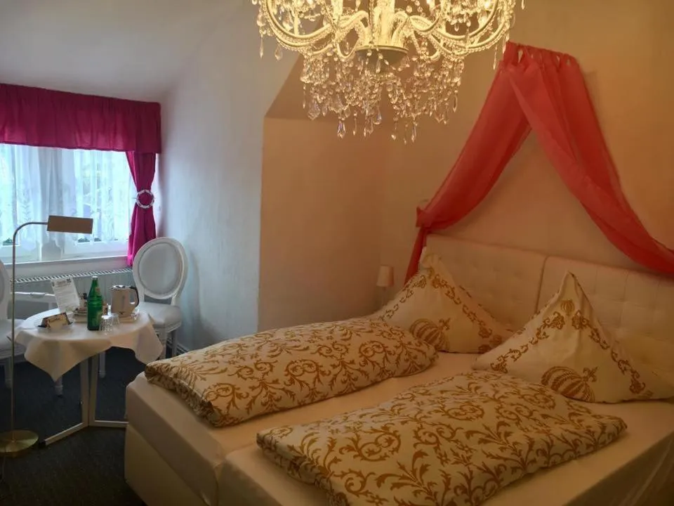 Bed in Kurvilla Fürstin Pauline