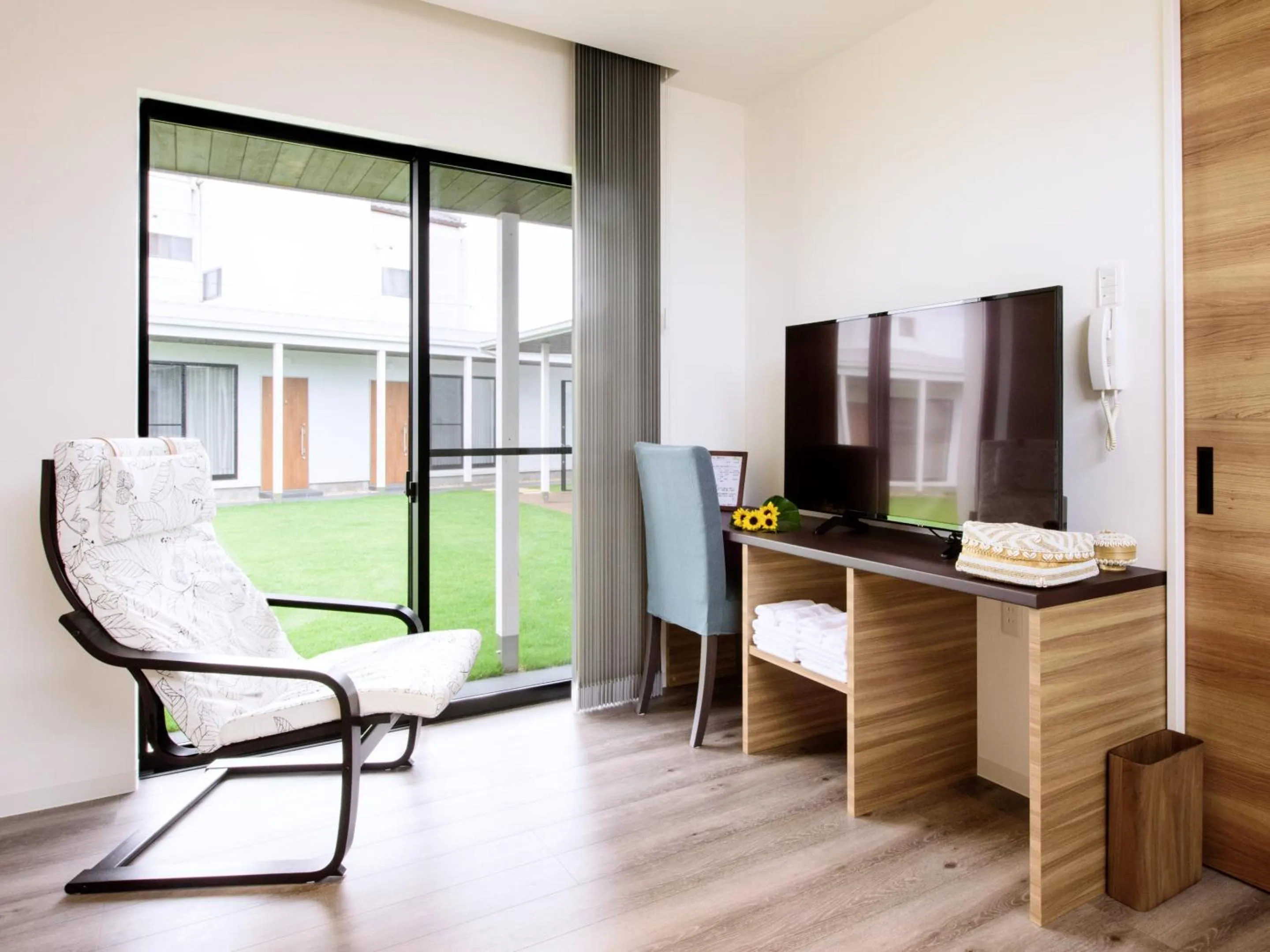 Photo of the whole room in Le.Blanche