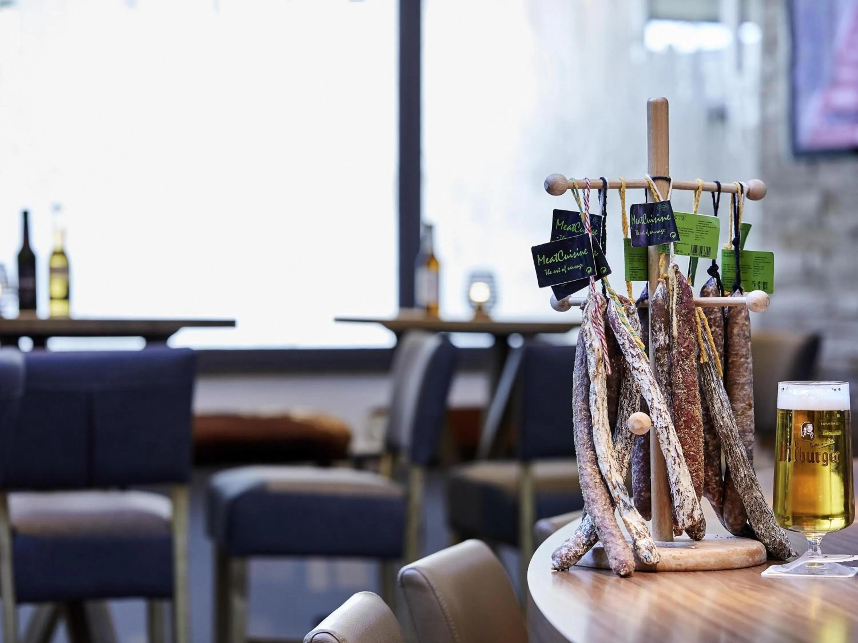 Restaurant/places to eat in Mercure Tagungs- & Landhotel Krefeld