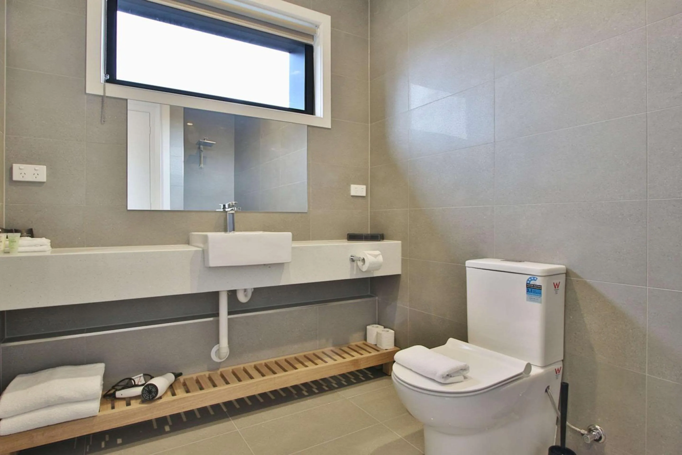 Bathroom in Quality Apartments Dandenong