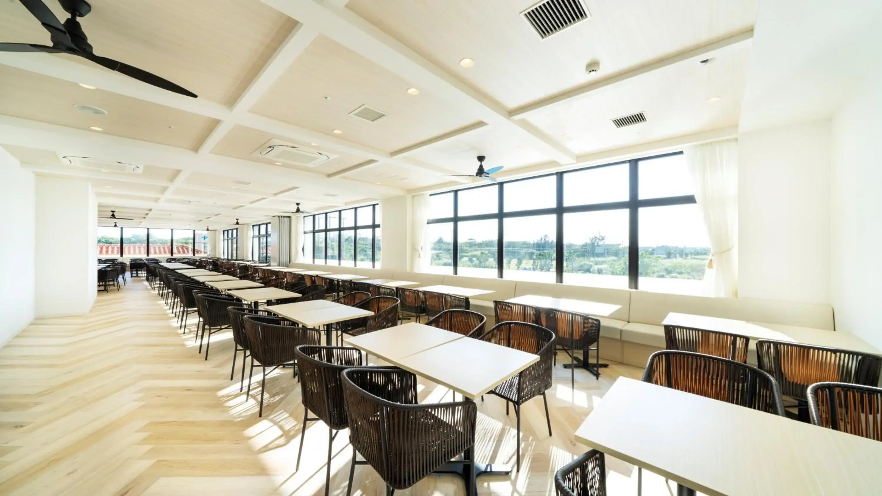 Restaurant/places to eat in Hotel Torifito Miyakojima Resort Restaurant/places to eat in Hotel Torifito Miyakojima Resort