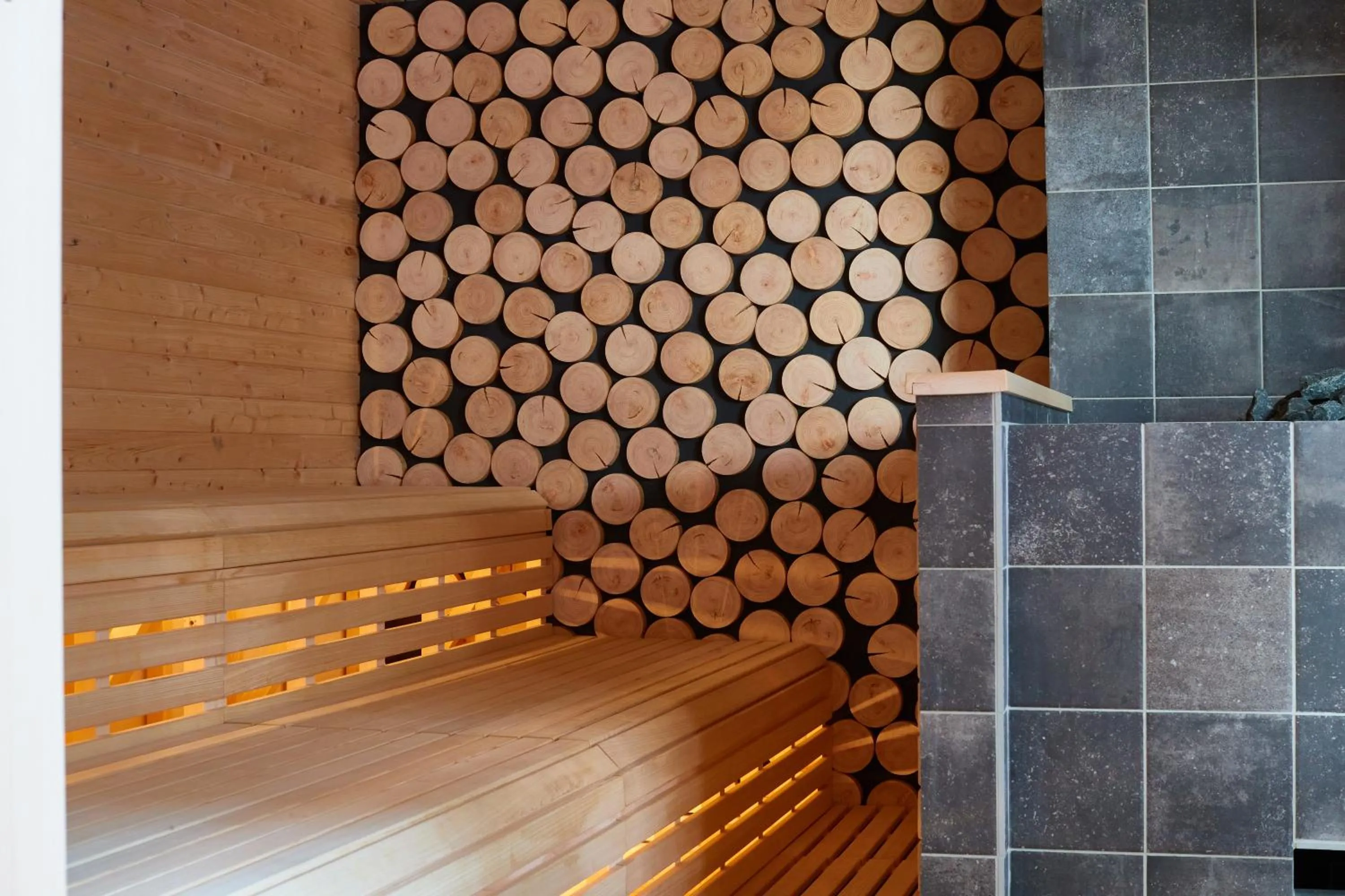 Sauna in 8HOTEL Chigasaki