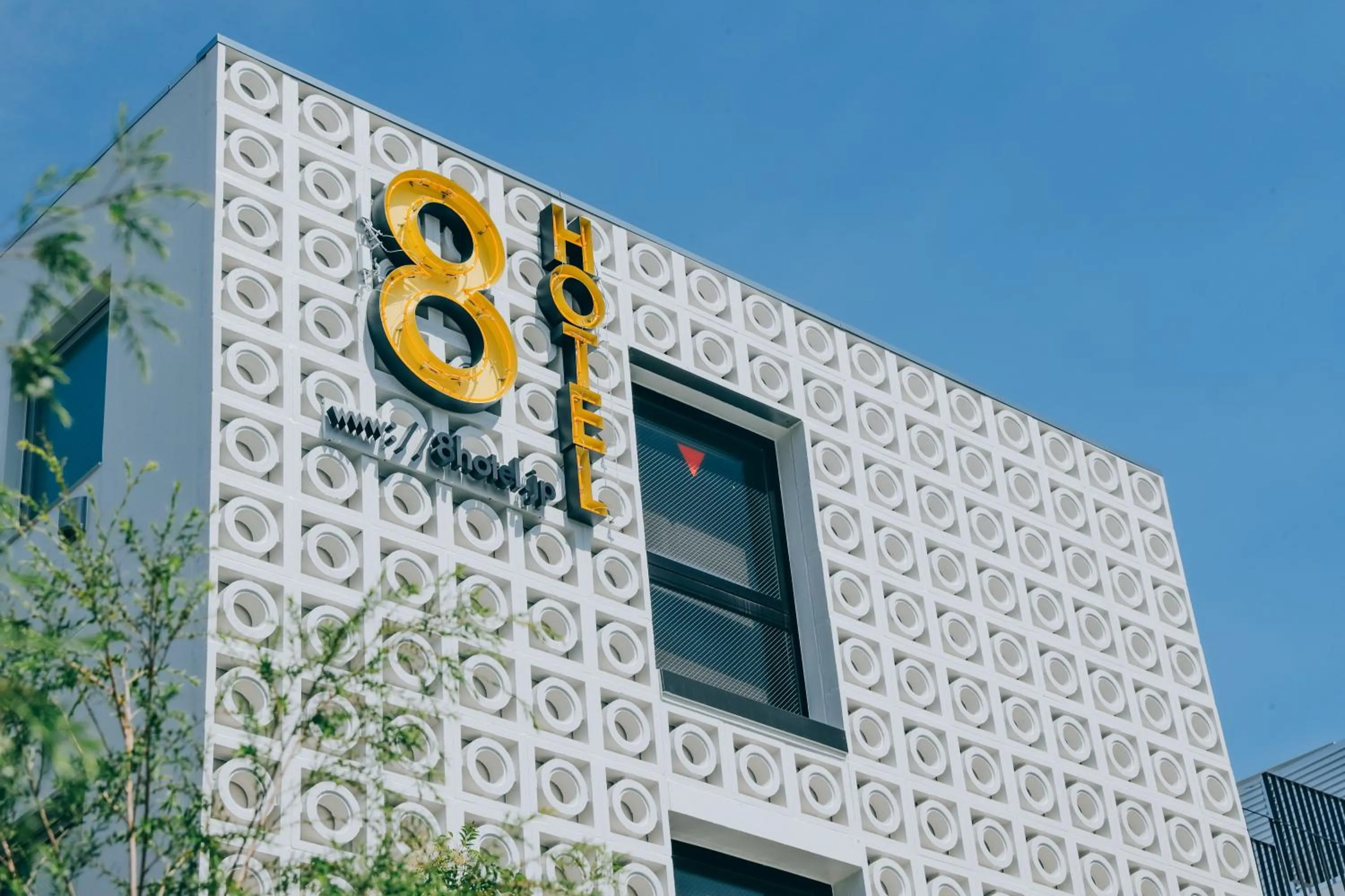 Property building in 8HOTEL Chigasaki