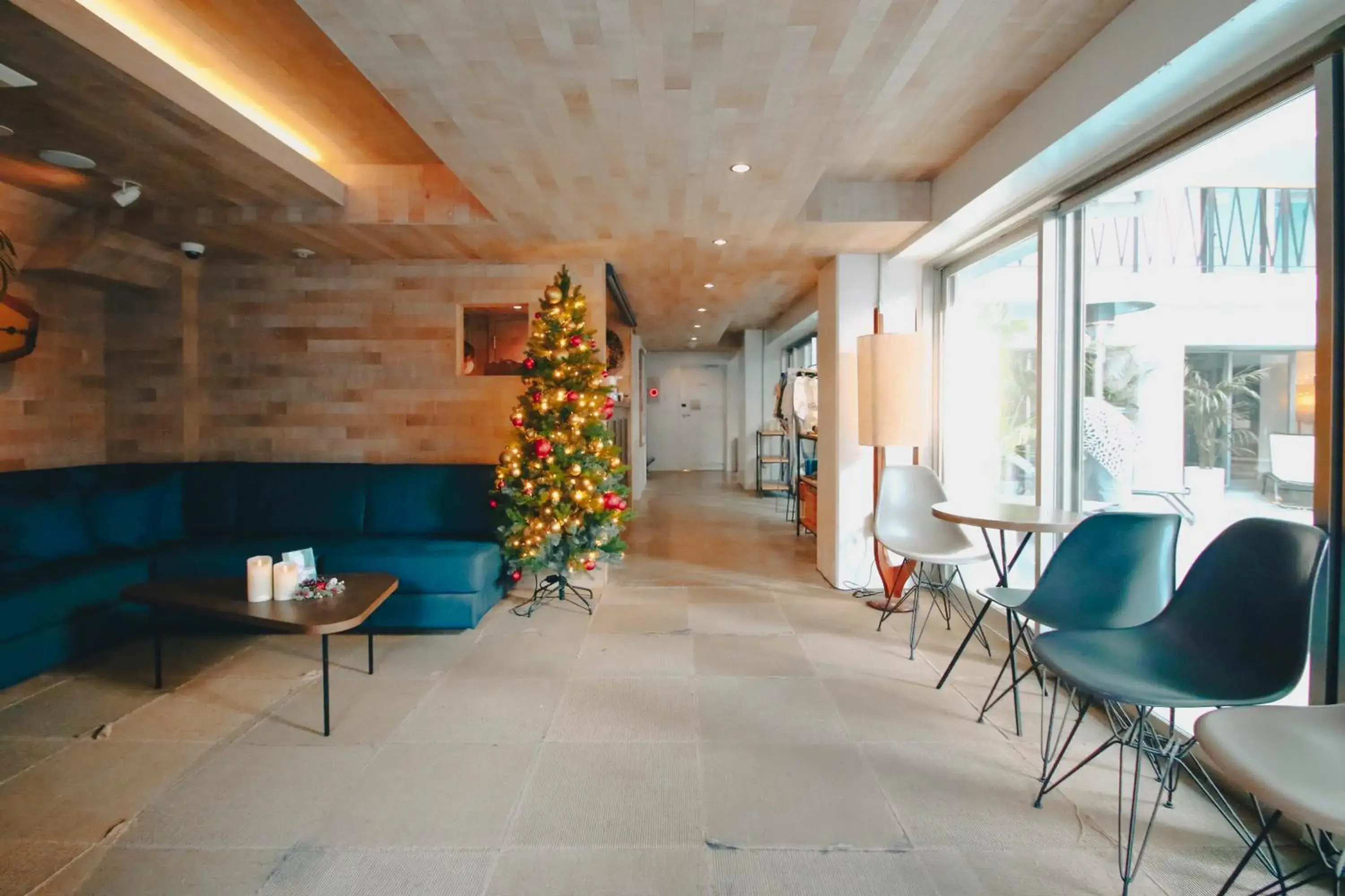 Lobby or reception in 8HOTEL Chigasaki Lobby or reception in 8HOTEL Chigasaki