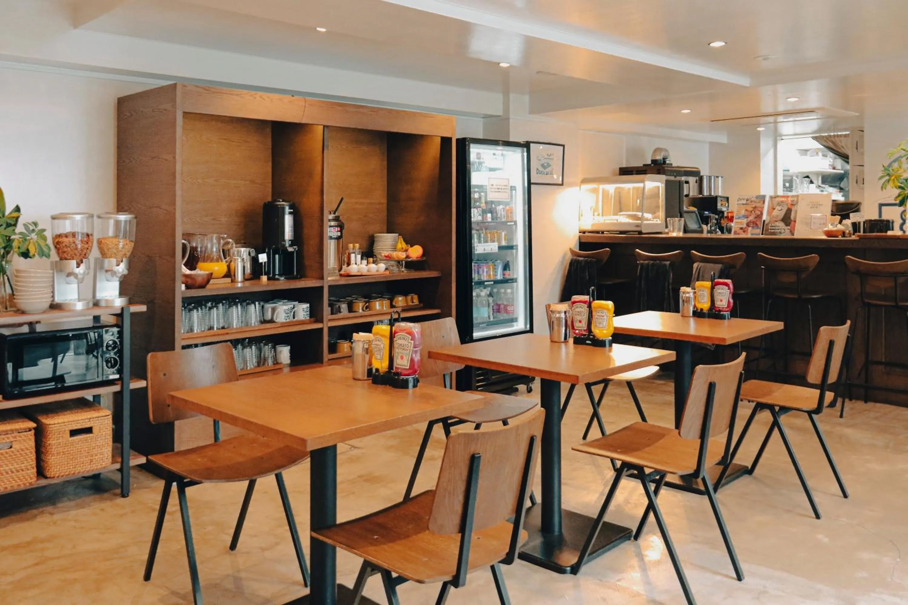 Lounge or bar in 8HOTEL Chigasaki