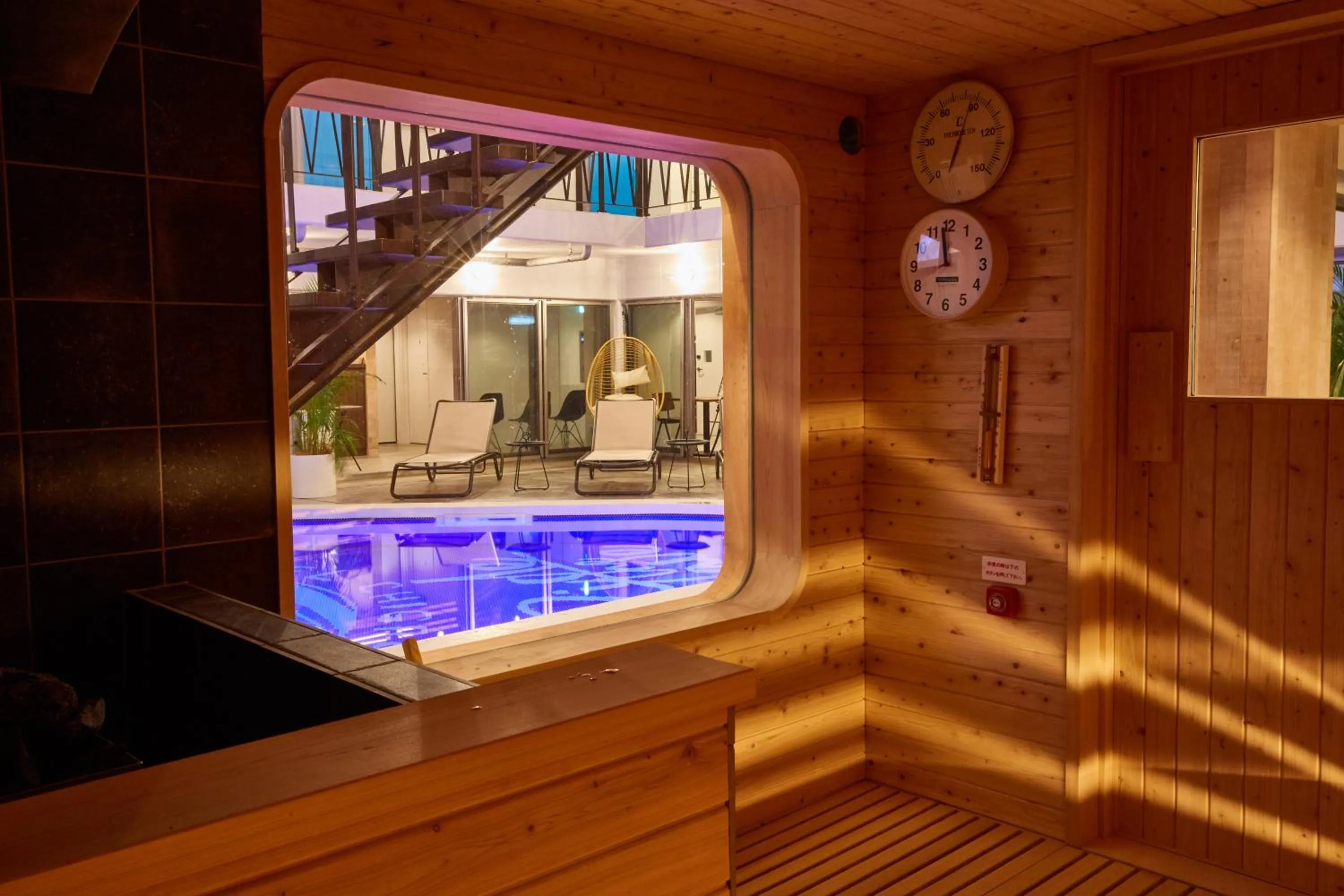 Night in 8HOTEL Chigasaki