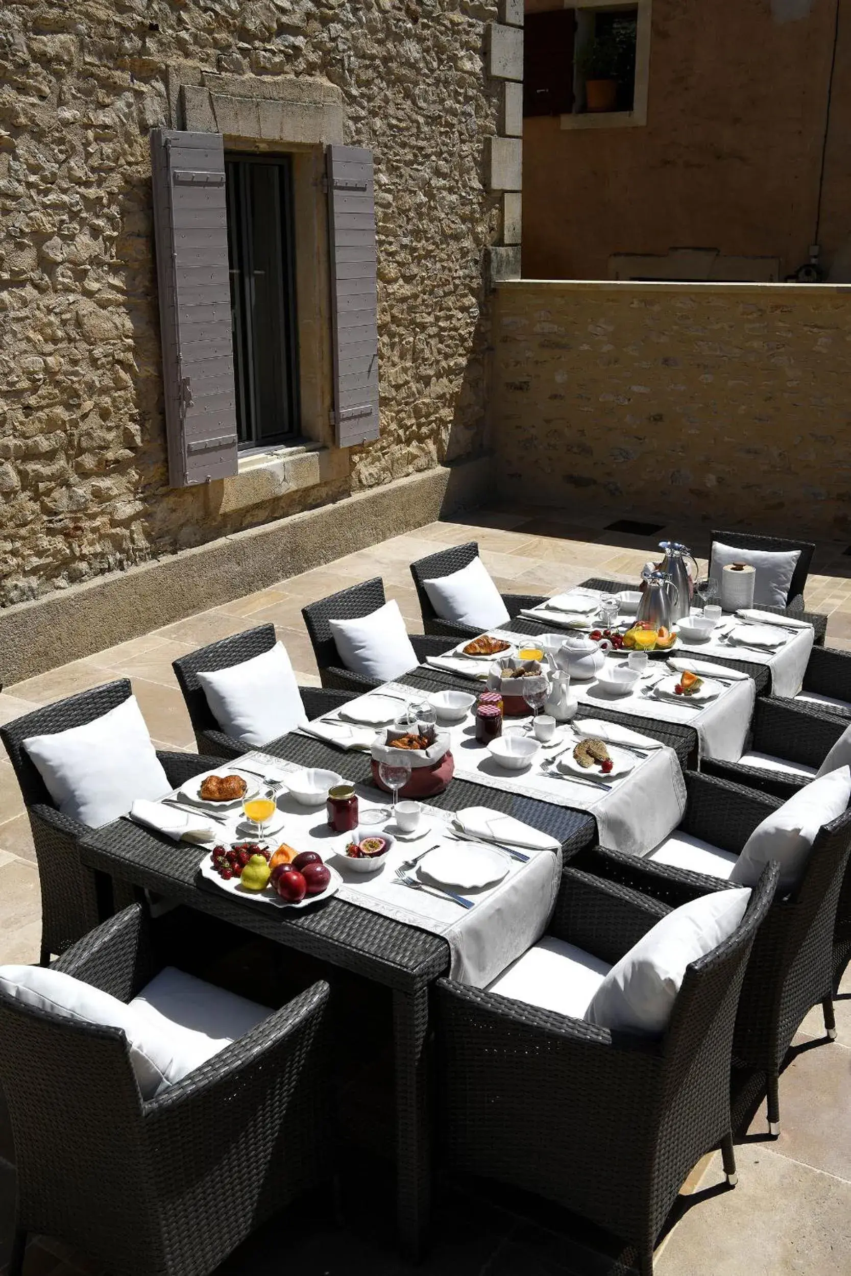 Property building in Bastide des Demoiselles Property building in Bastide des Demoiselles