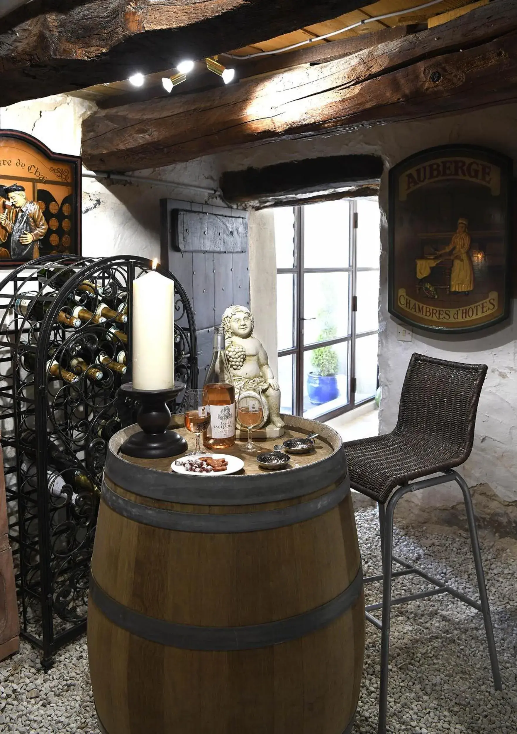 Lounge or bar in Bastide des Demoiselles Lounge or bar in Bastide des Demoiselles